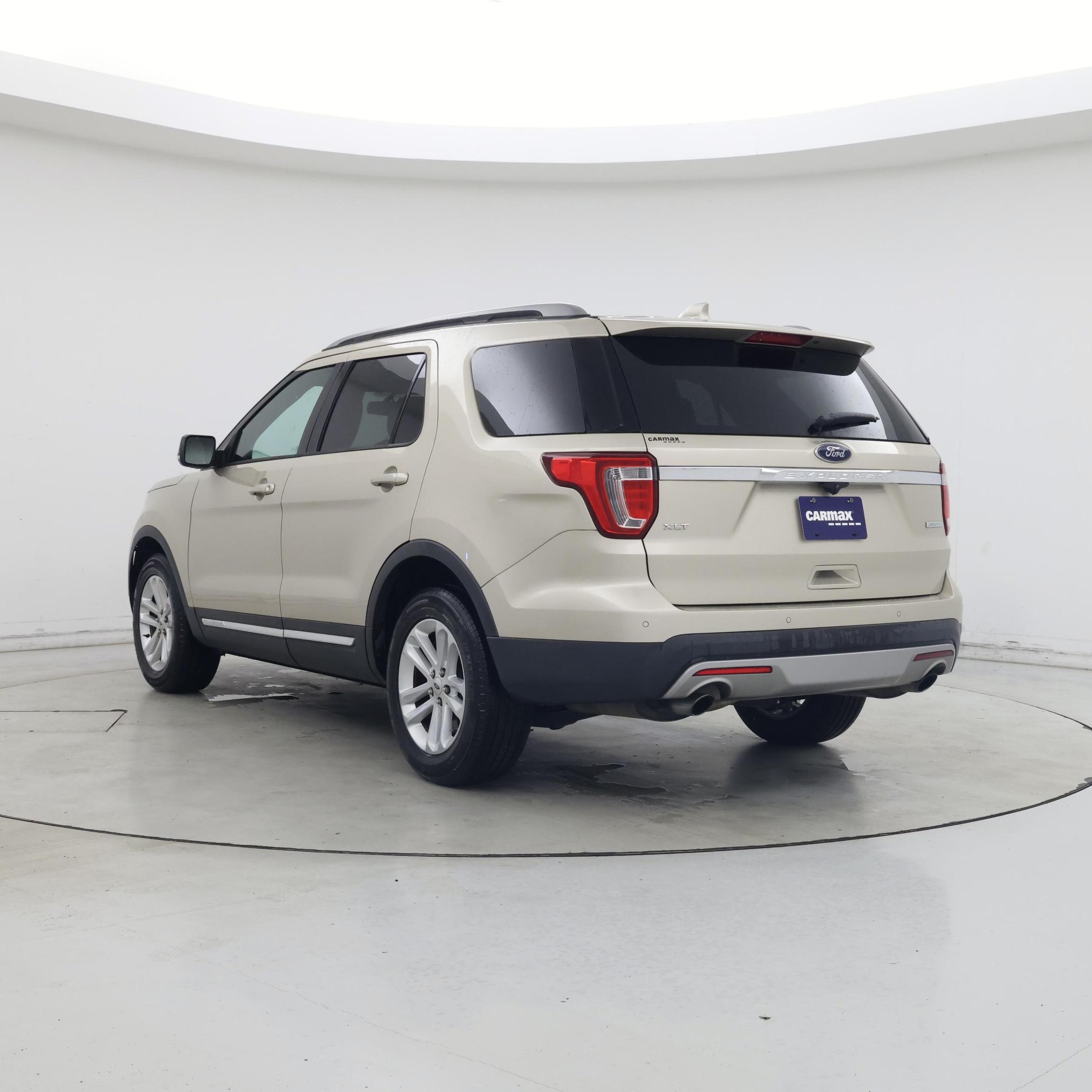 Thumbnail: 2017 Ford Explorer - 2