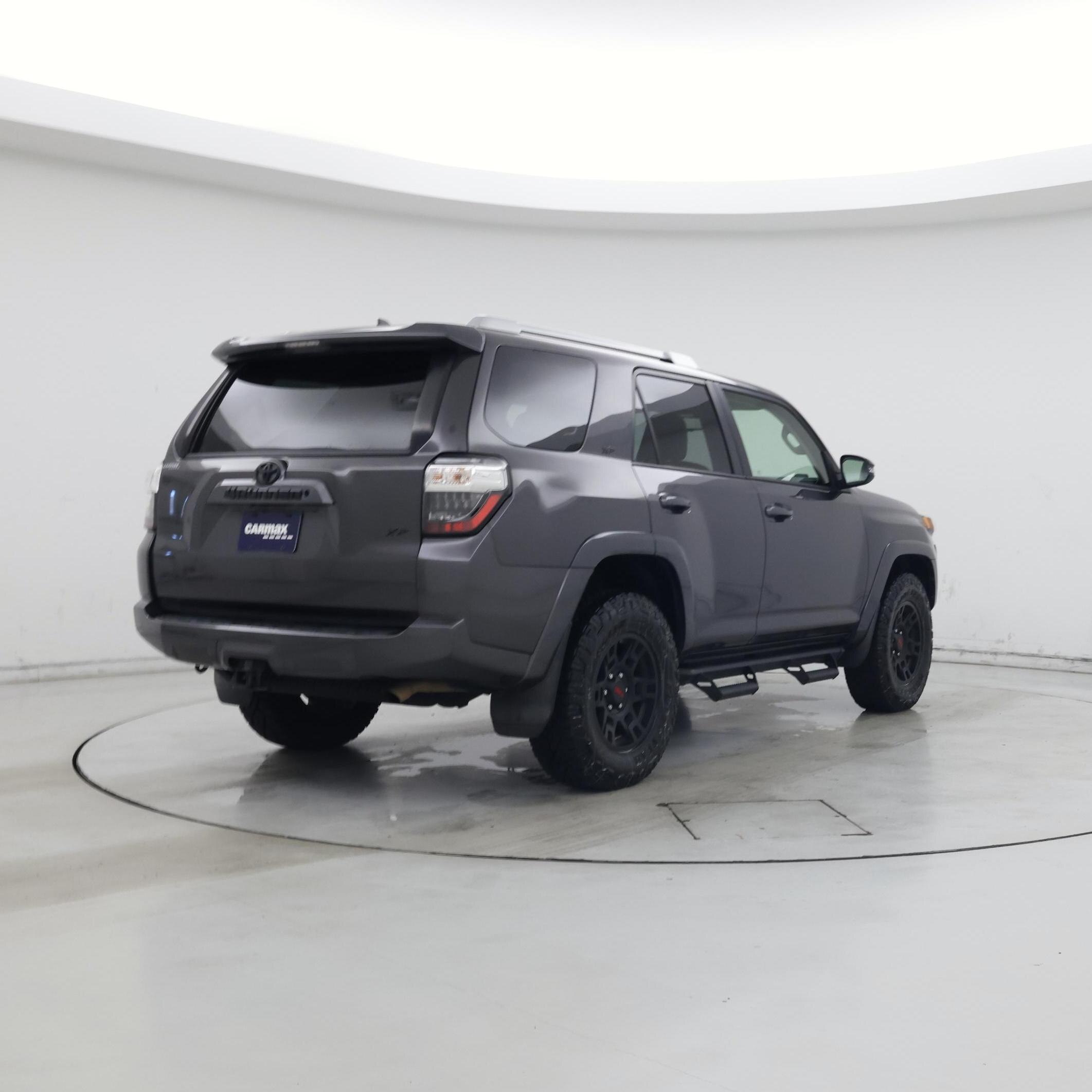 Thumbnail: 2018 Toyota 4Runner - 8