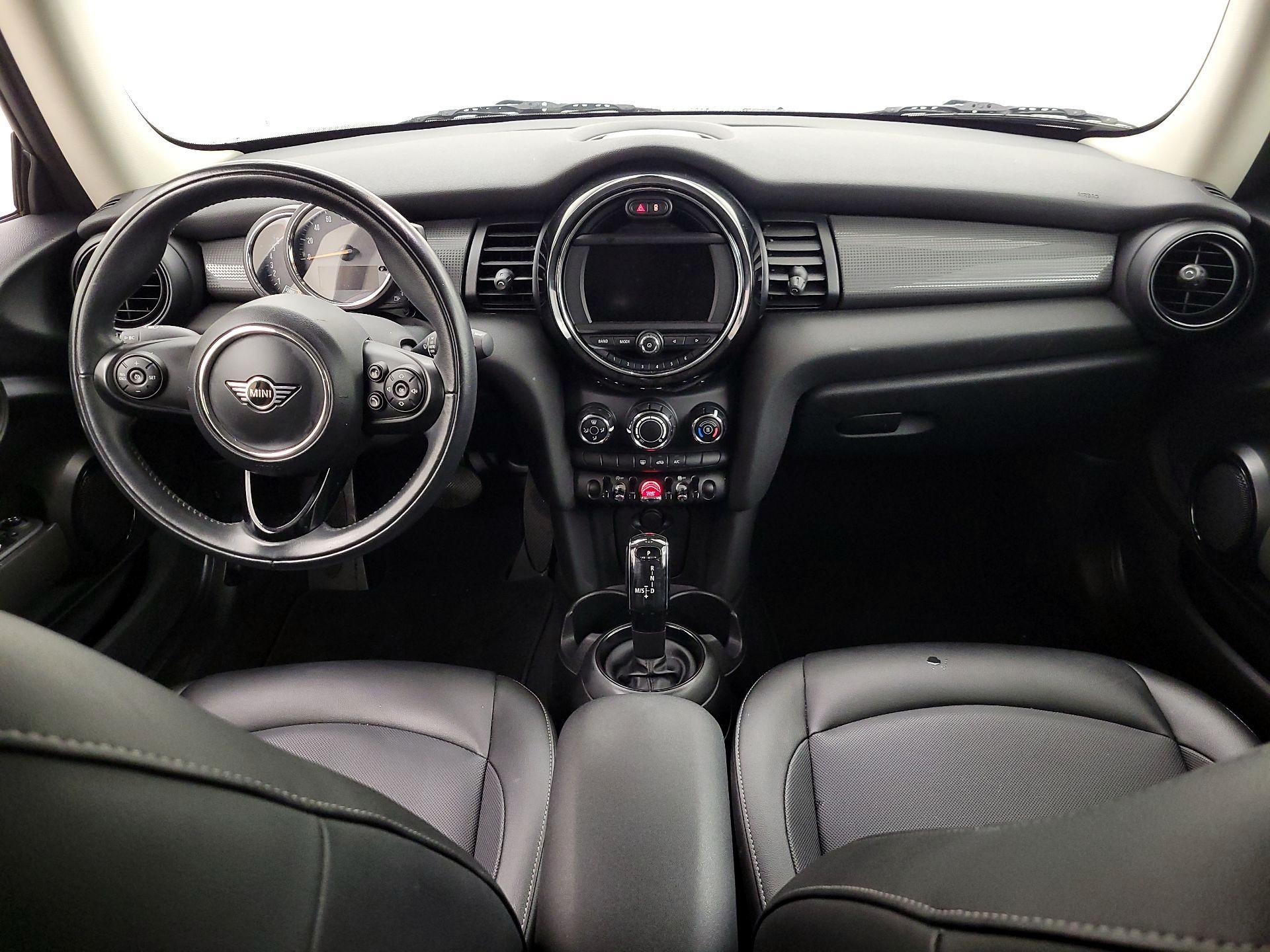 Thumbnail: 2021 MINI Cooper Hardtop - 9