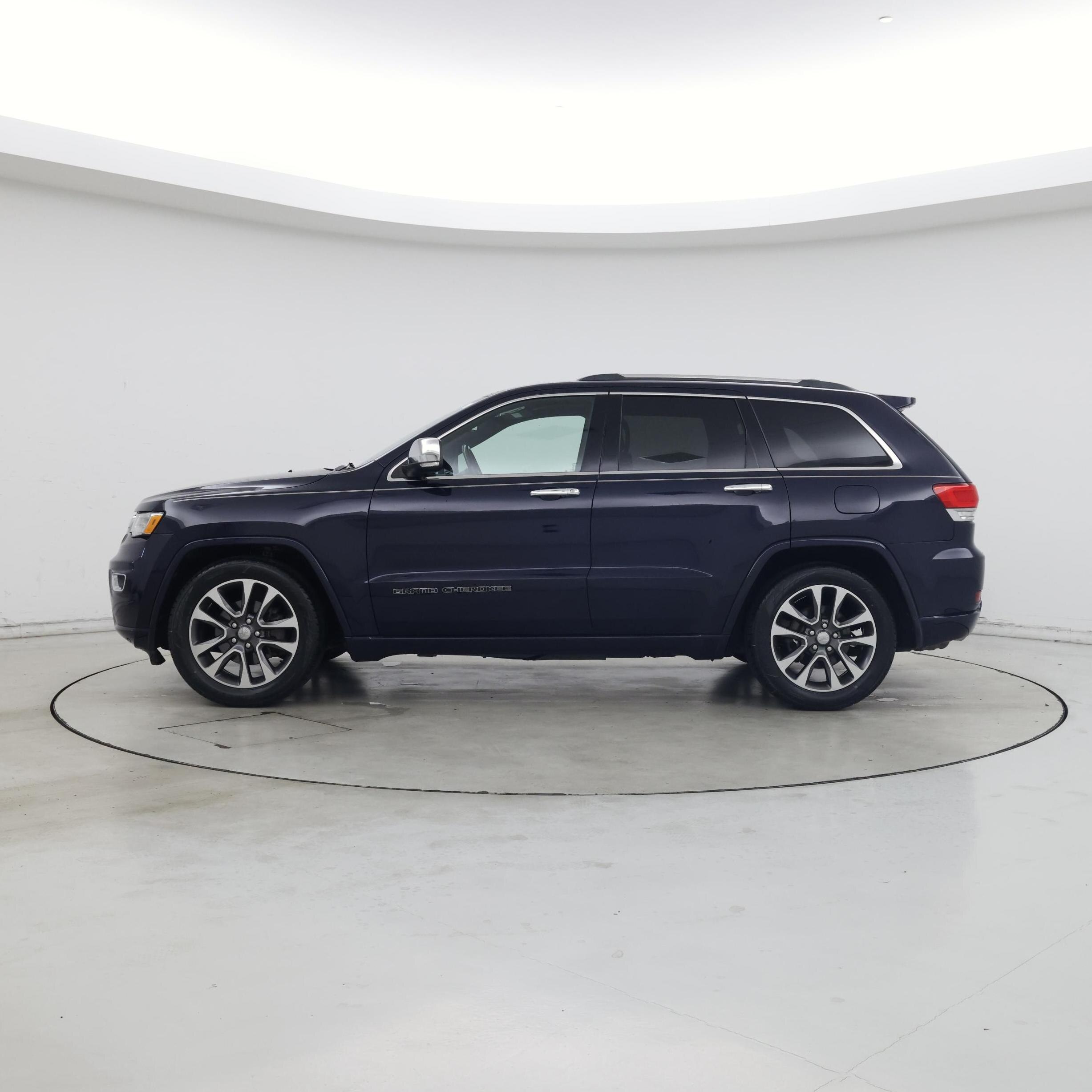 Thumbnail: 2018 Jeep Grand Cherokee - 3