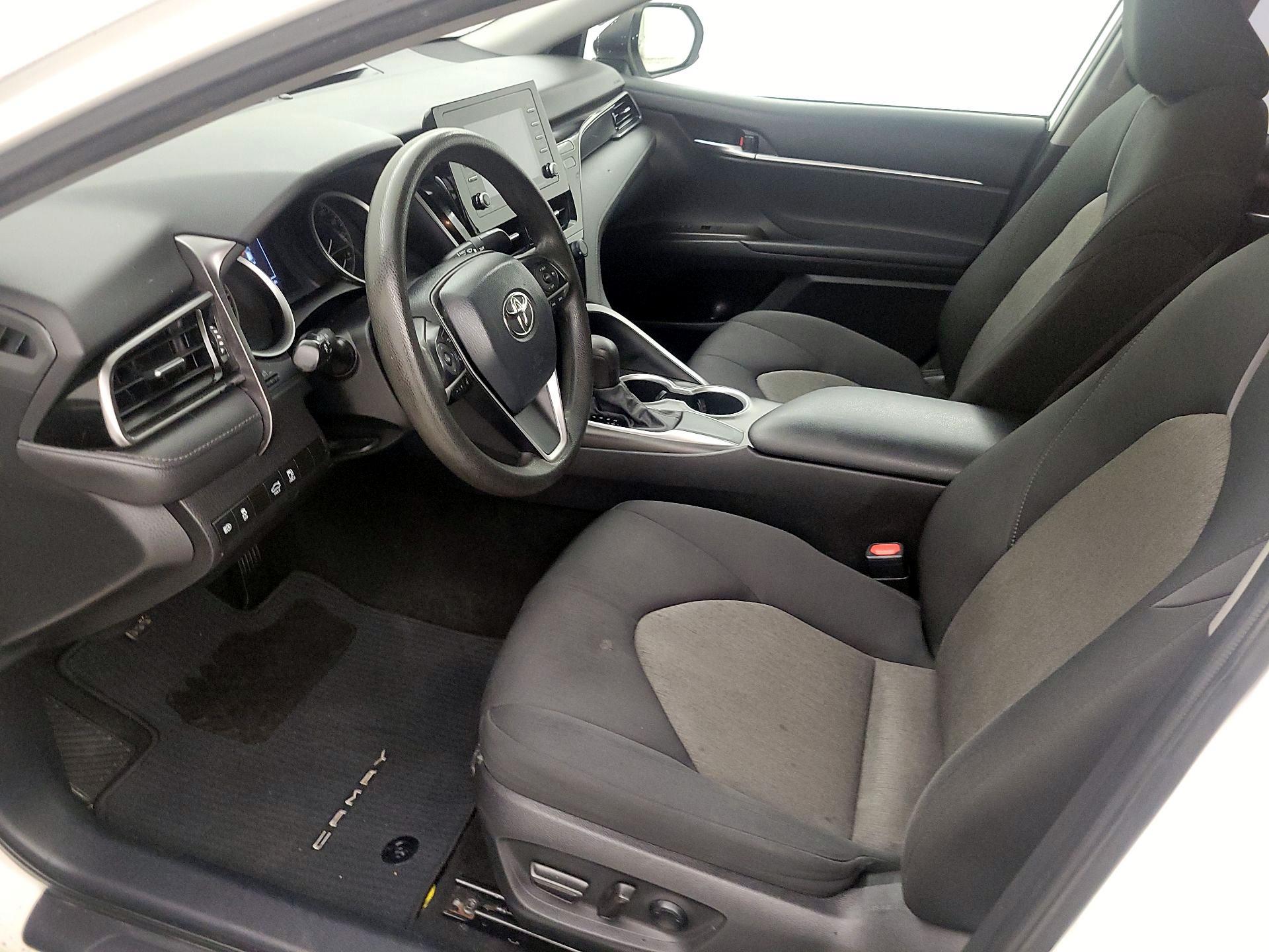 Thumbnail: 2021 Toyota Camry - 11