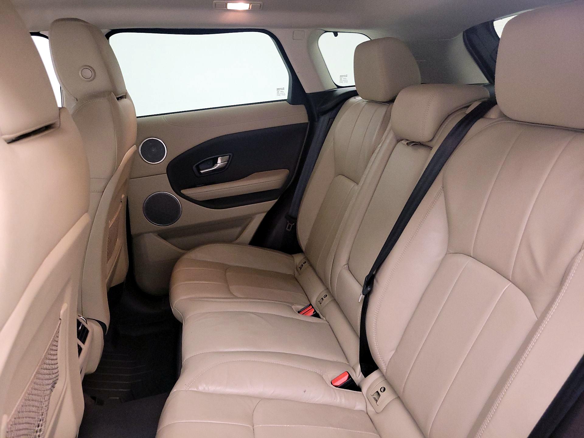 Thumbnail: 2017 Land Rover Range Rover Evoque - 20