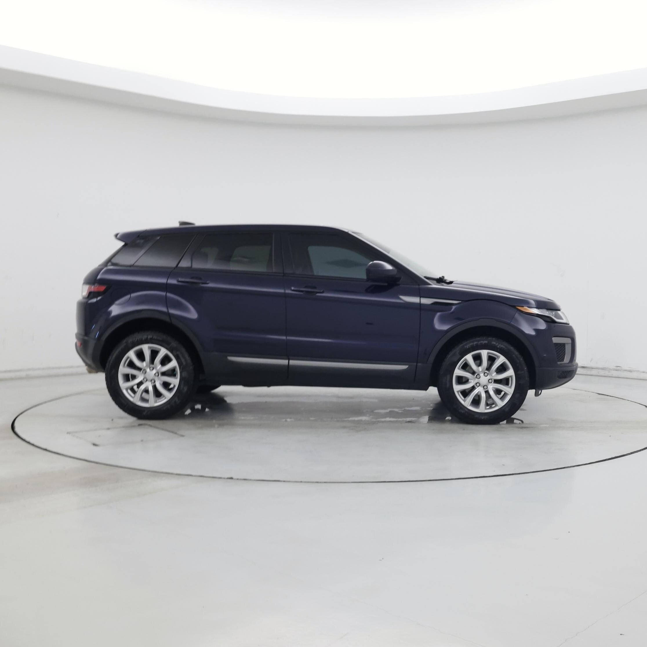 Thumbnail: 2017 Land Rover Range Rover Evoque - 7