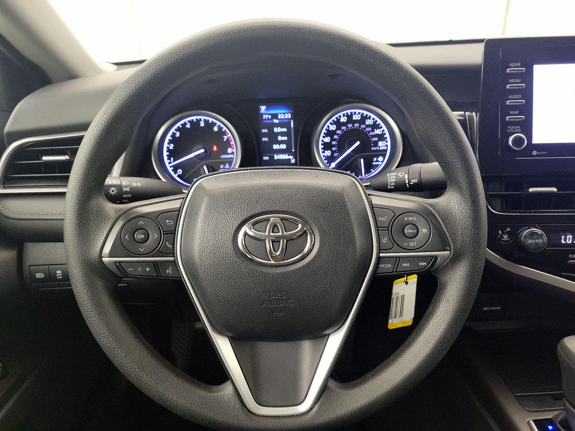 Thumbnail: 2022 Toyota Camry - 10