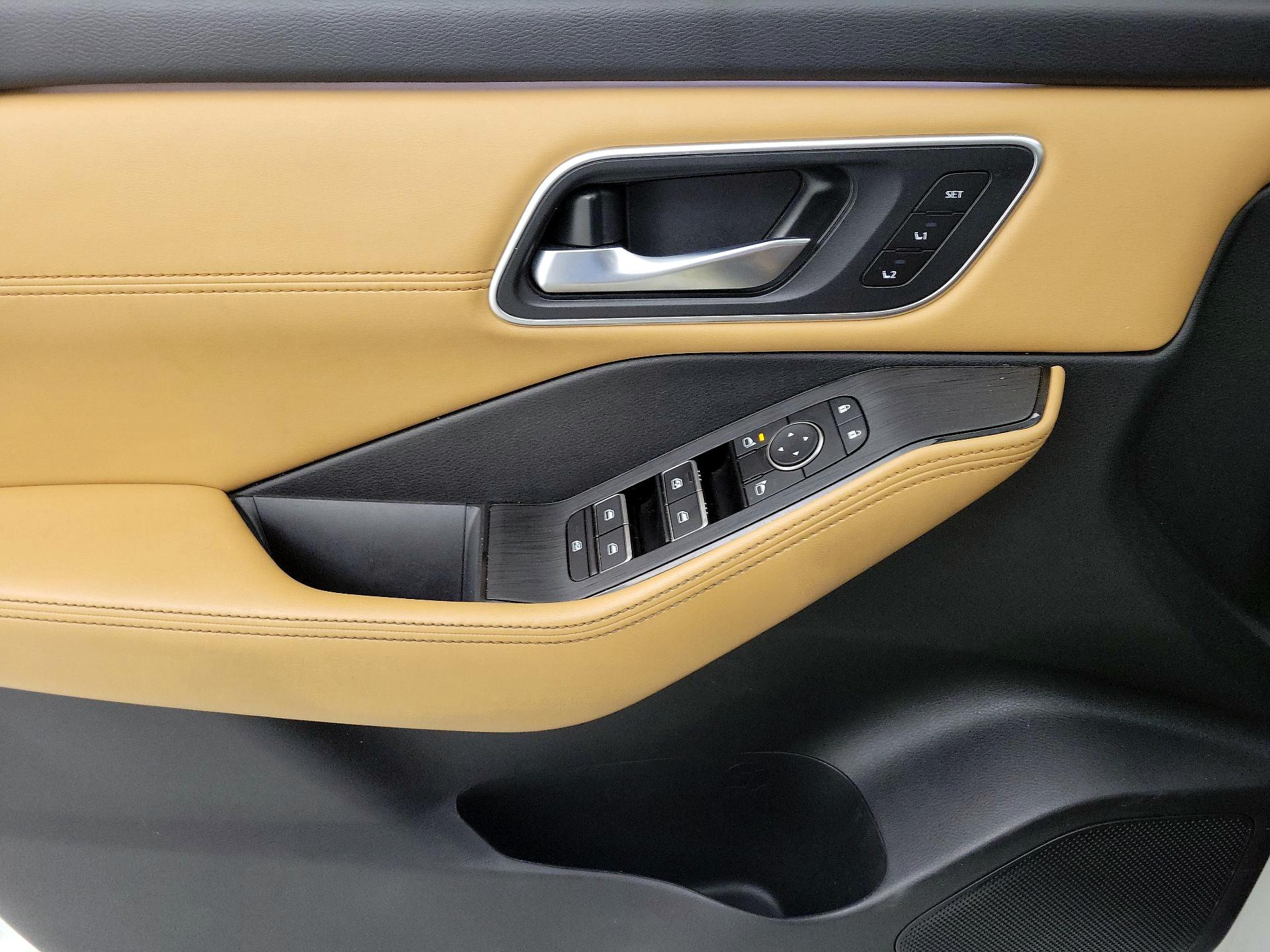 Thumbnail: 2023 Nissan Rogue - 12