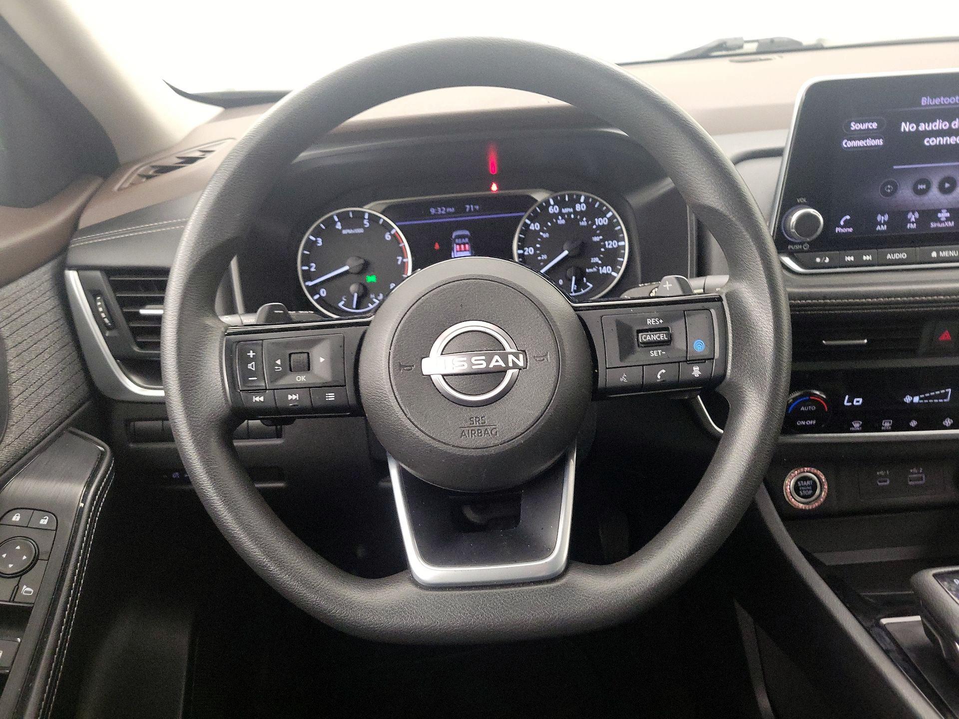 Thumbnail: 2023 Nissan Rogue - 10