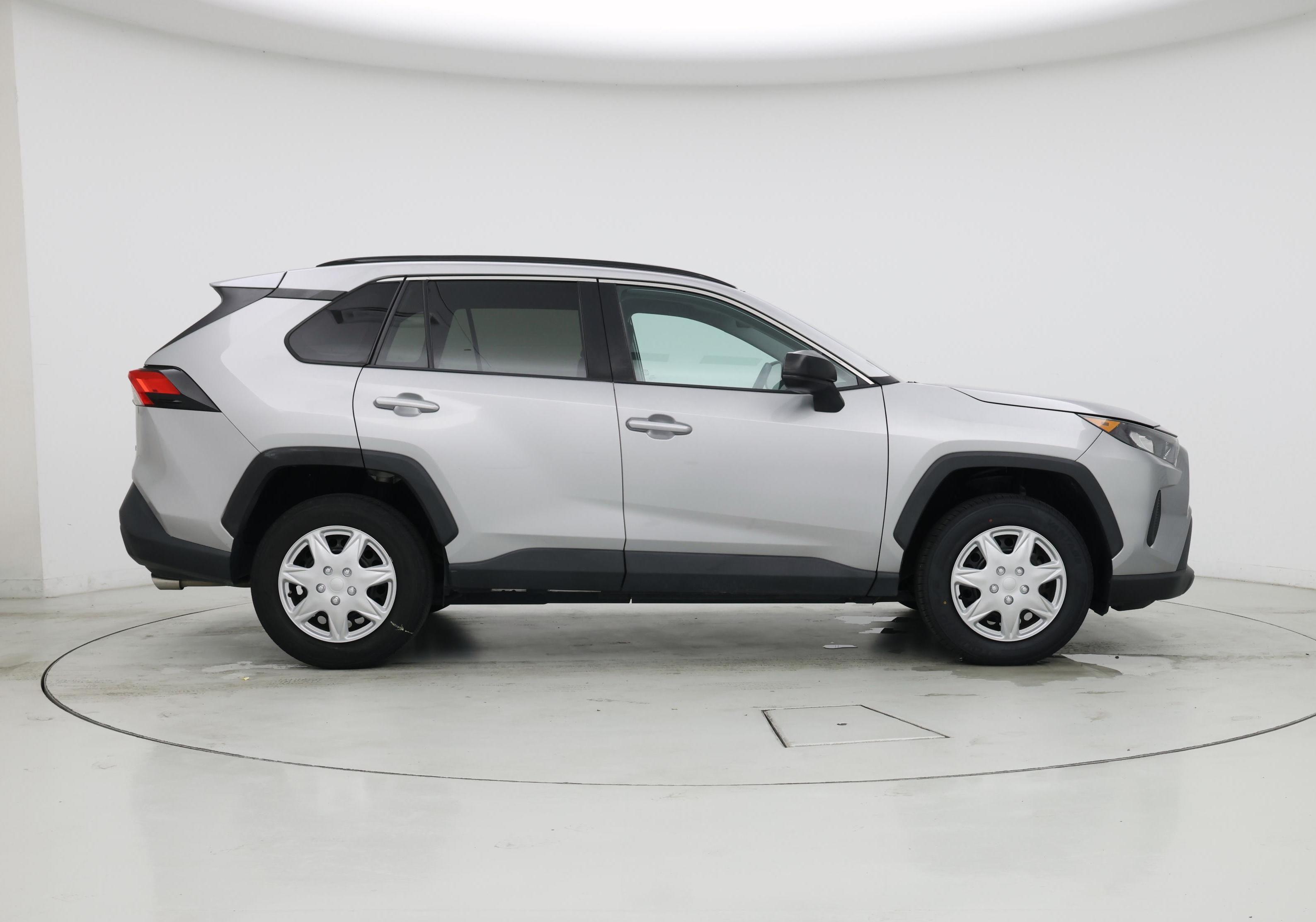 Thumbnail: 2021 Toyota RAV4 - 7