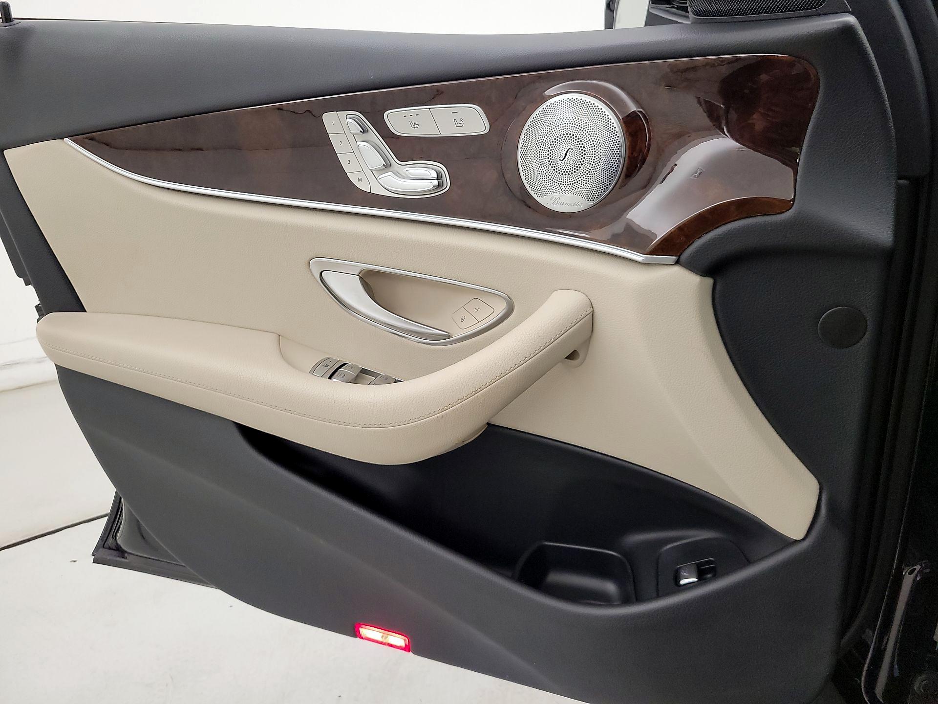 Thumbnail: 2019 Mercedes-Benz E-Class - 12
