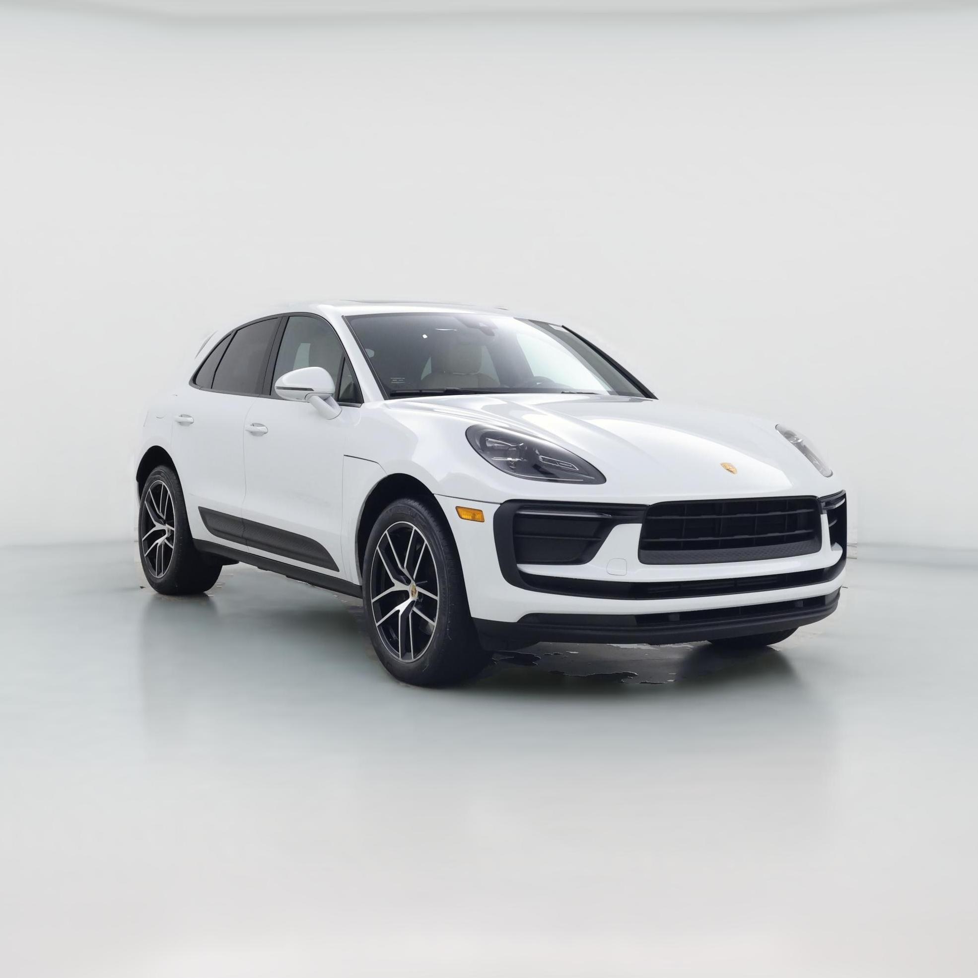 Thumbnail: 2022 Porsche Macan - 1
