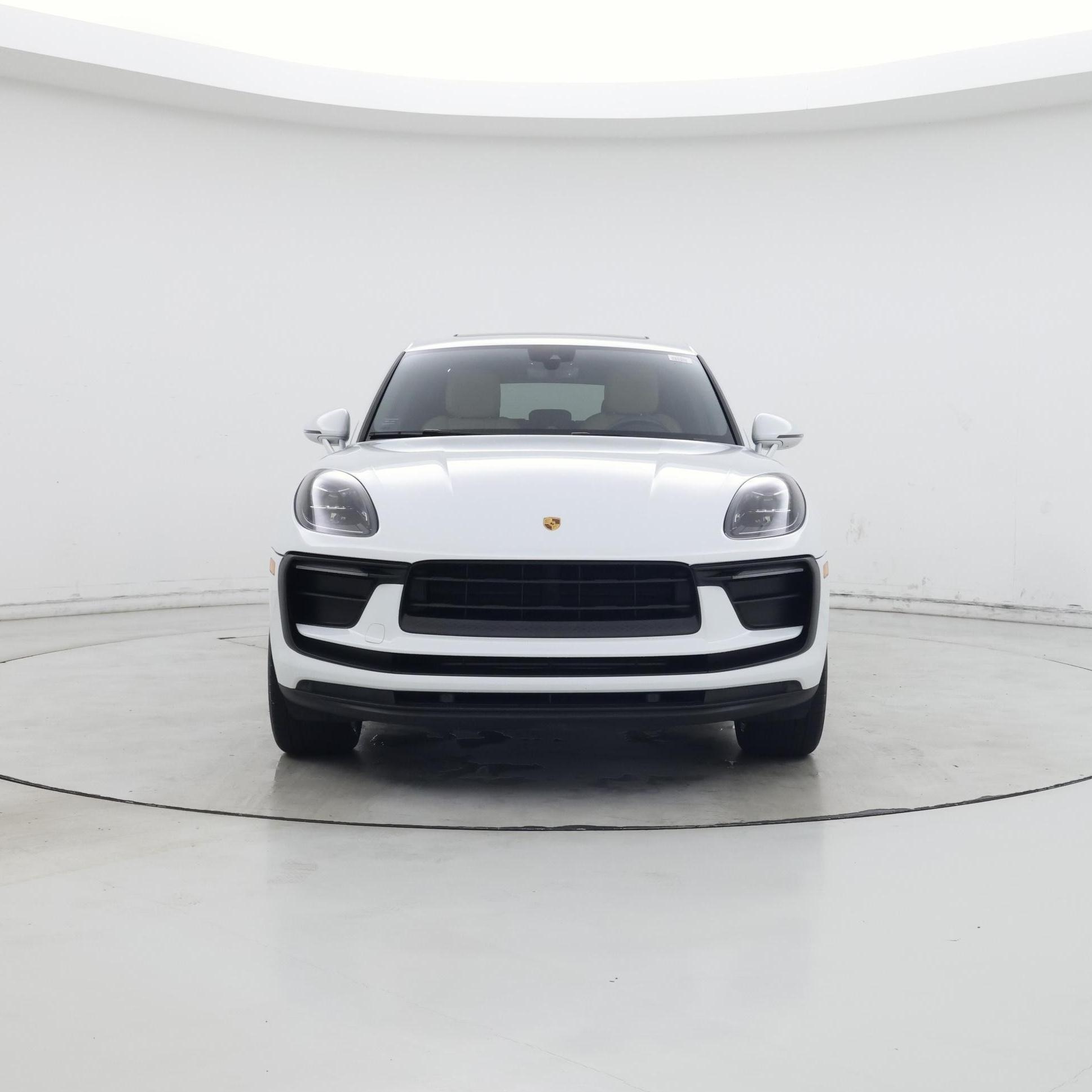 Thumbnail: 2022 Porsche Macan - 5