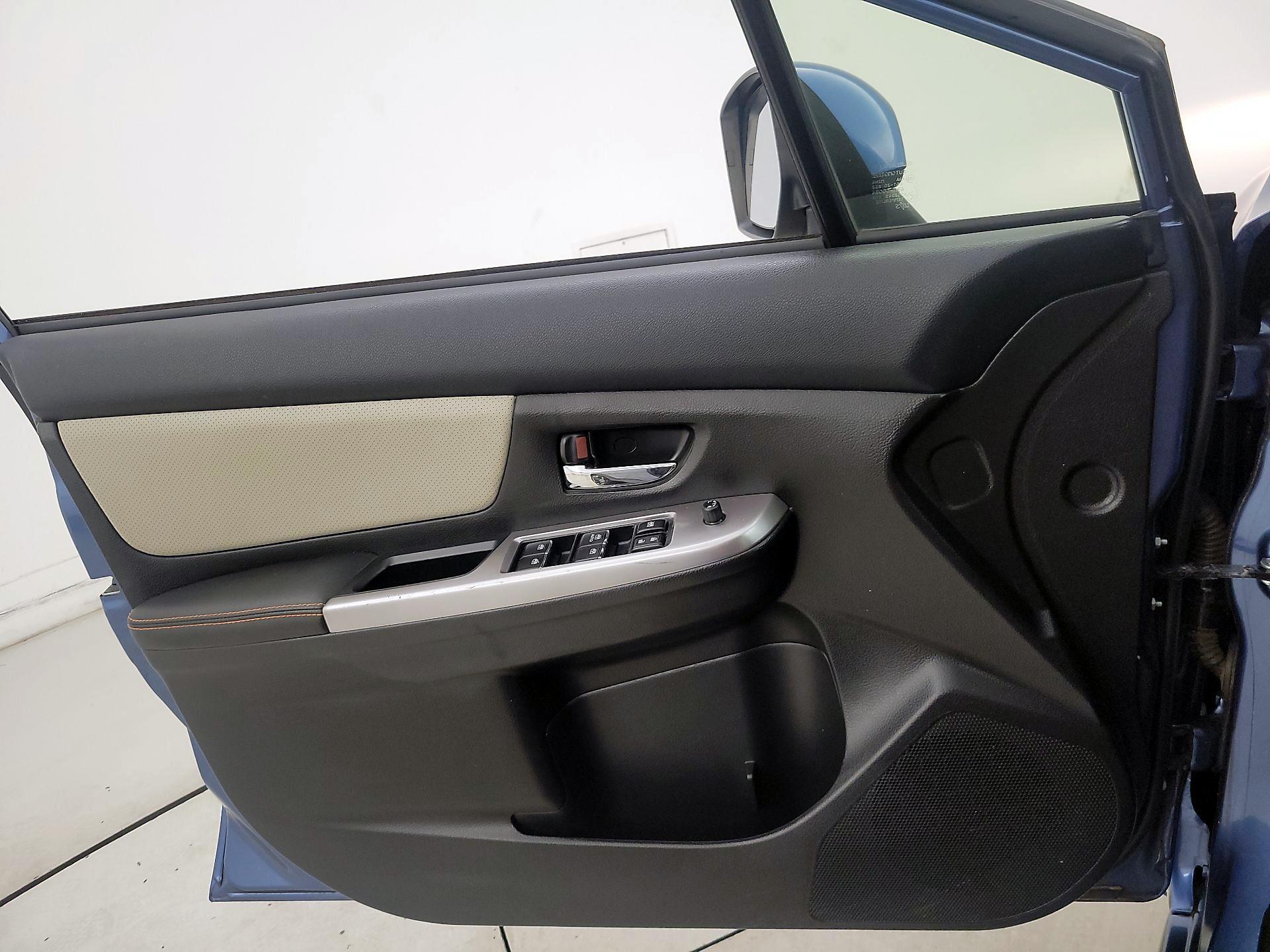 Thumbnail: 2016 Subaru XV Crosstrek - 12