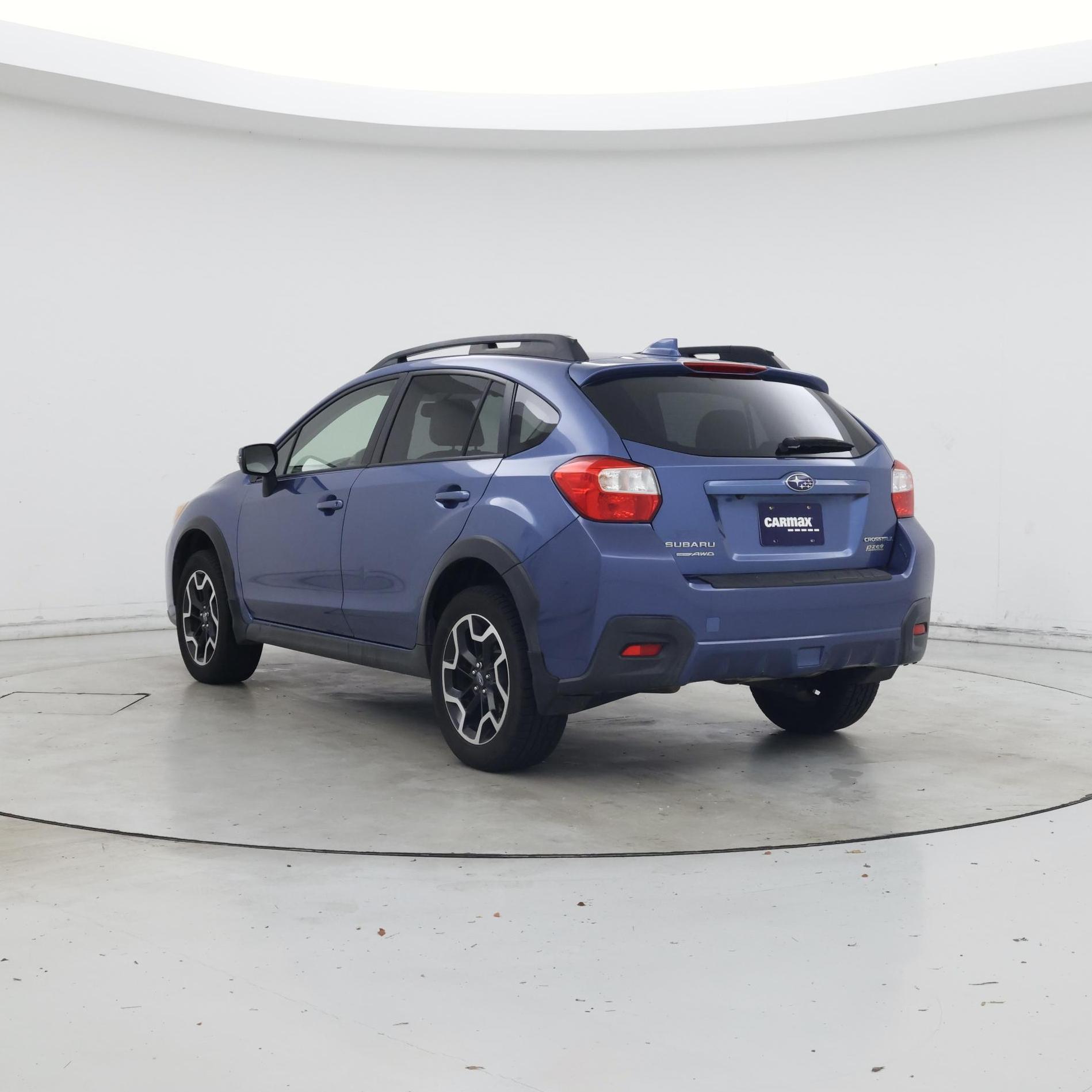 Thumbnail: 2016 Subaru XV Crosstrek - 2