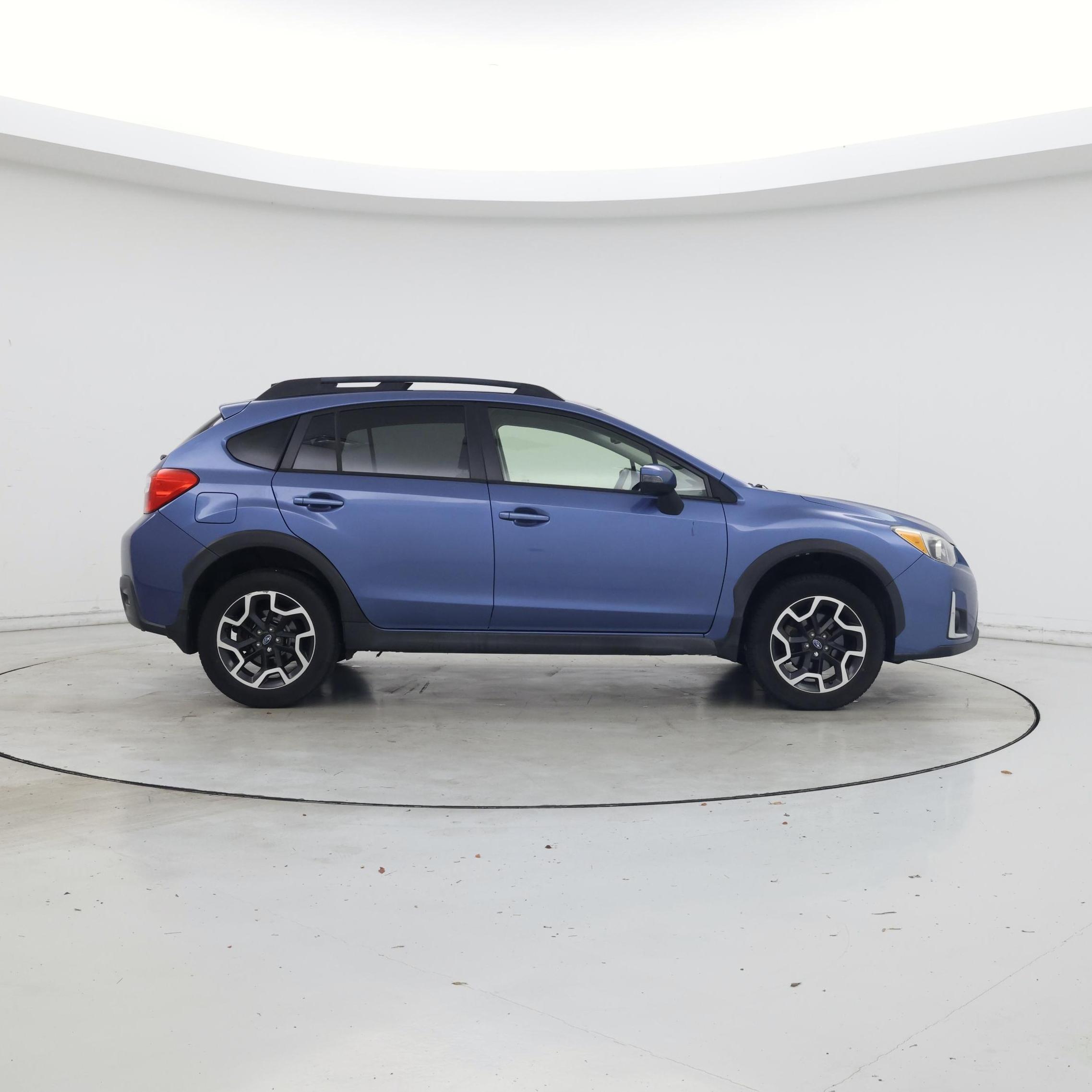 Thumbnail: 2016 Subaru XV Crosstrek - 7
