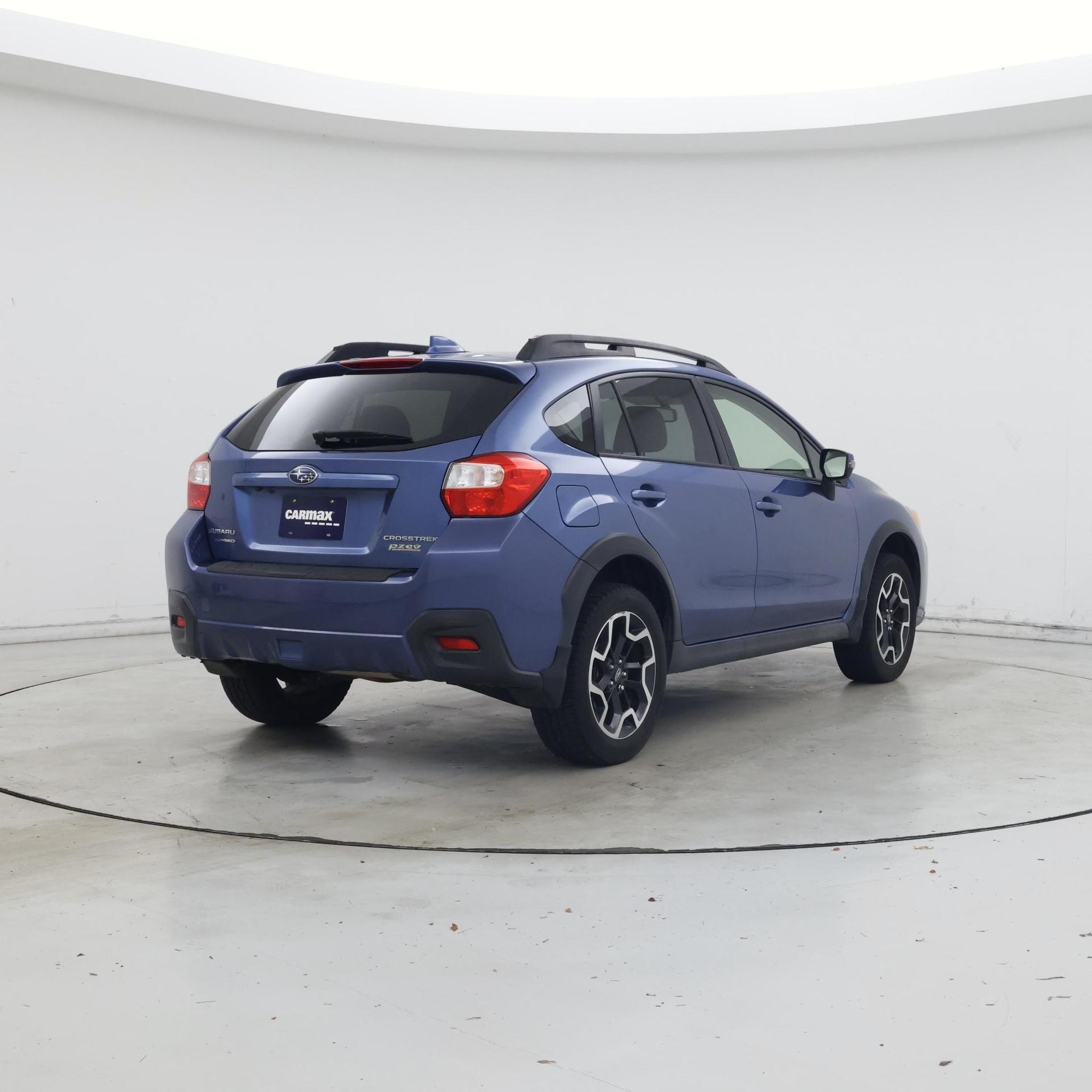 Thumbnail: 2016 Subaru XV Crosstrek - 8