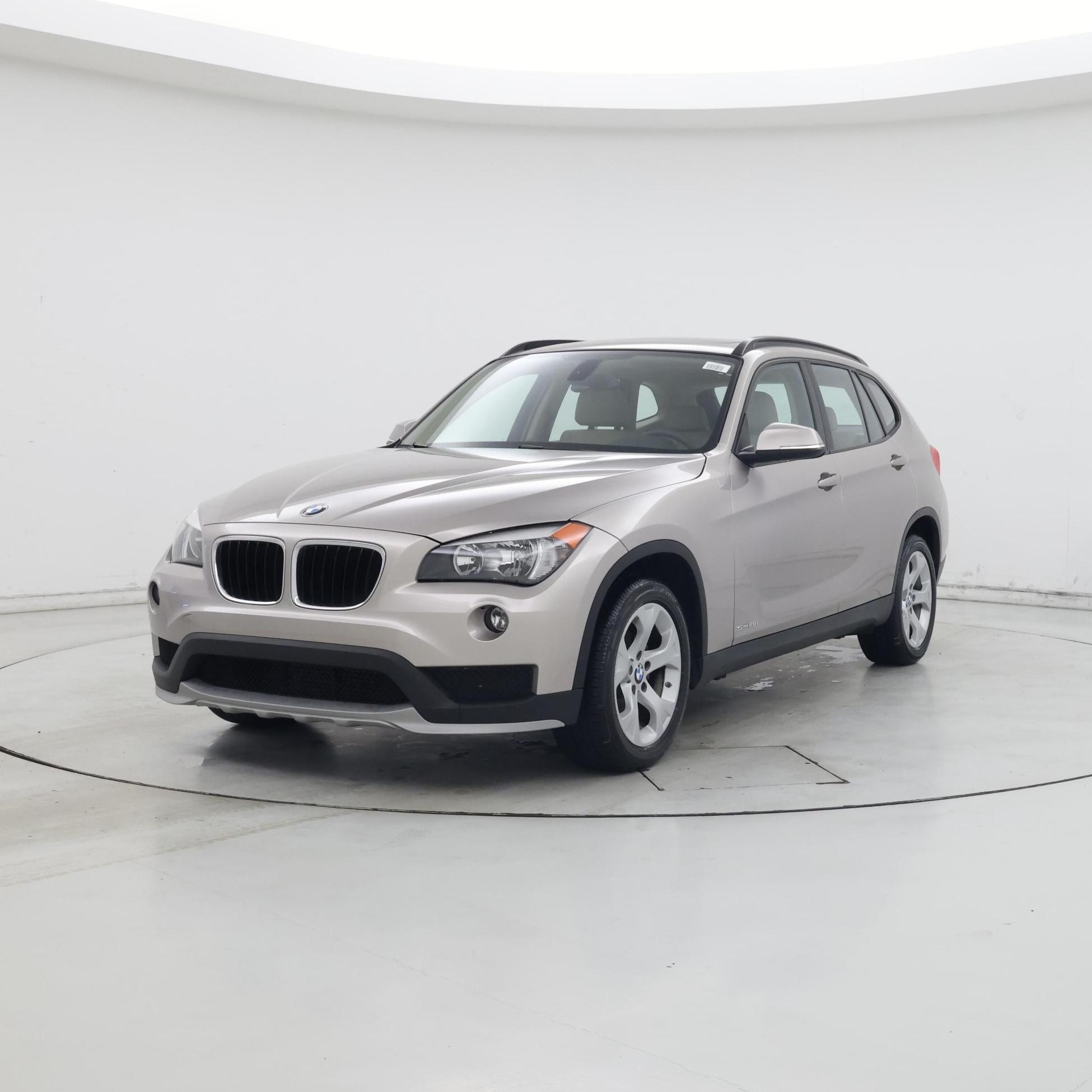 Thumbnail: 2015 BMW X1 - 4