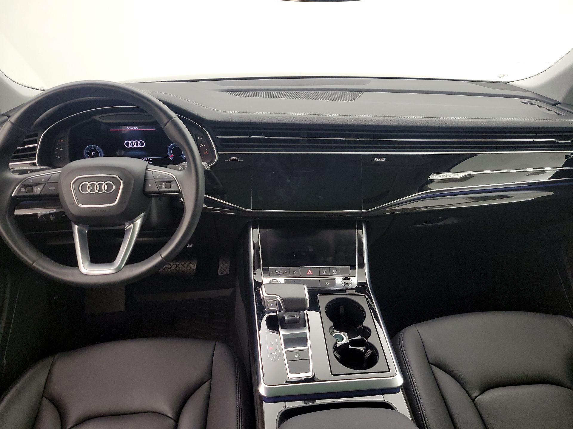 Thumbnail: 2023 Audi Q7 - 9