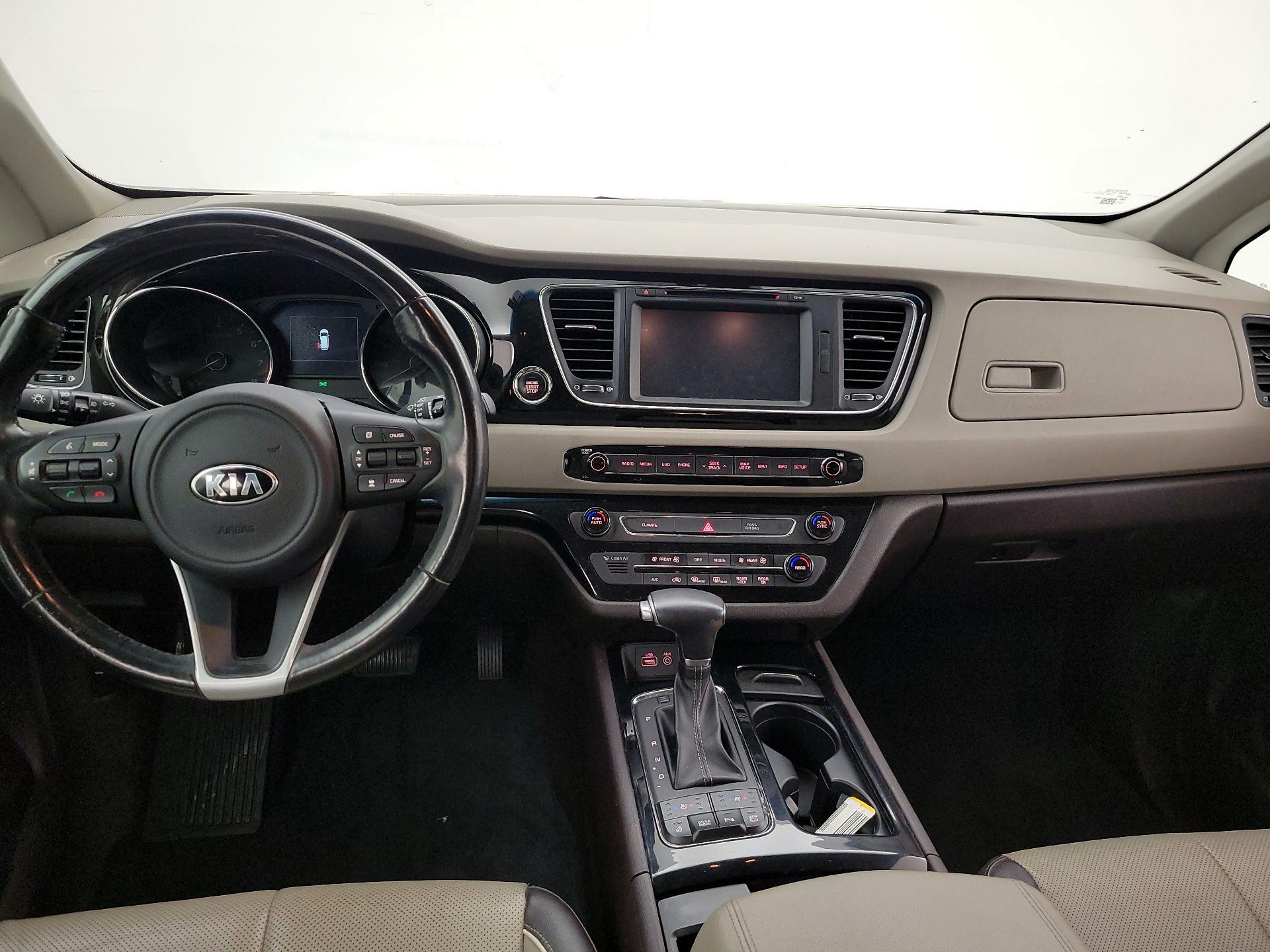 Thumbnail: 2018 Kia Sedona - 9
