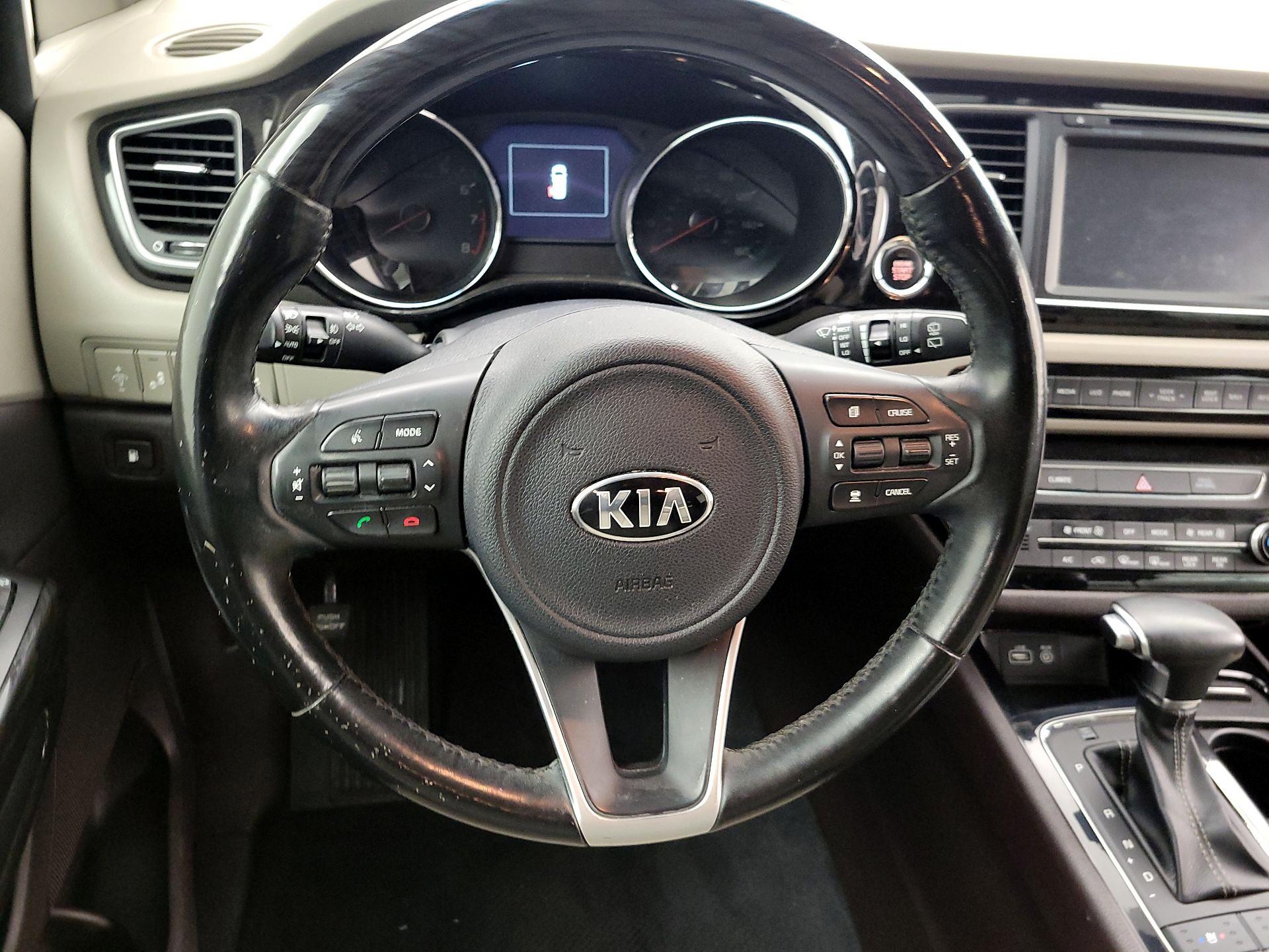 Thumbnail: 2018 Kia Sedona - 10