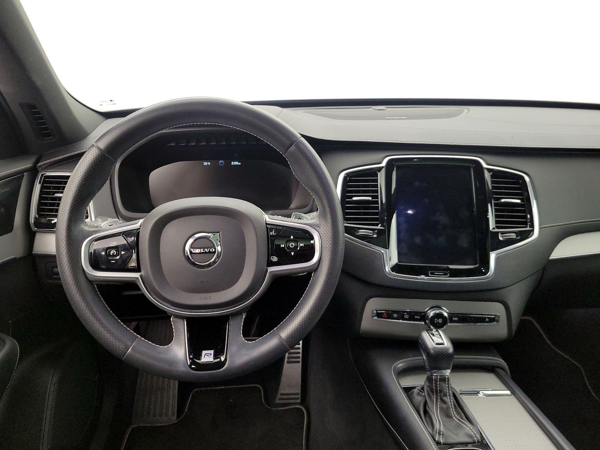 Thumbnail: 2019 Volvo XC90 - 10