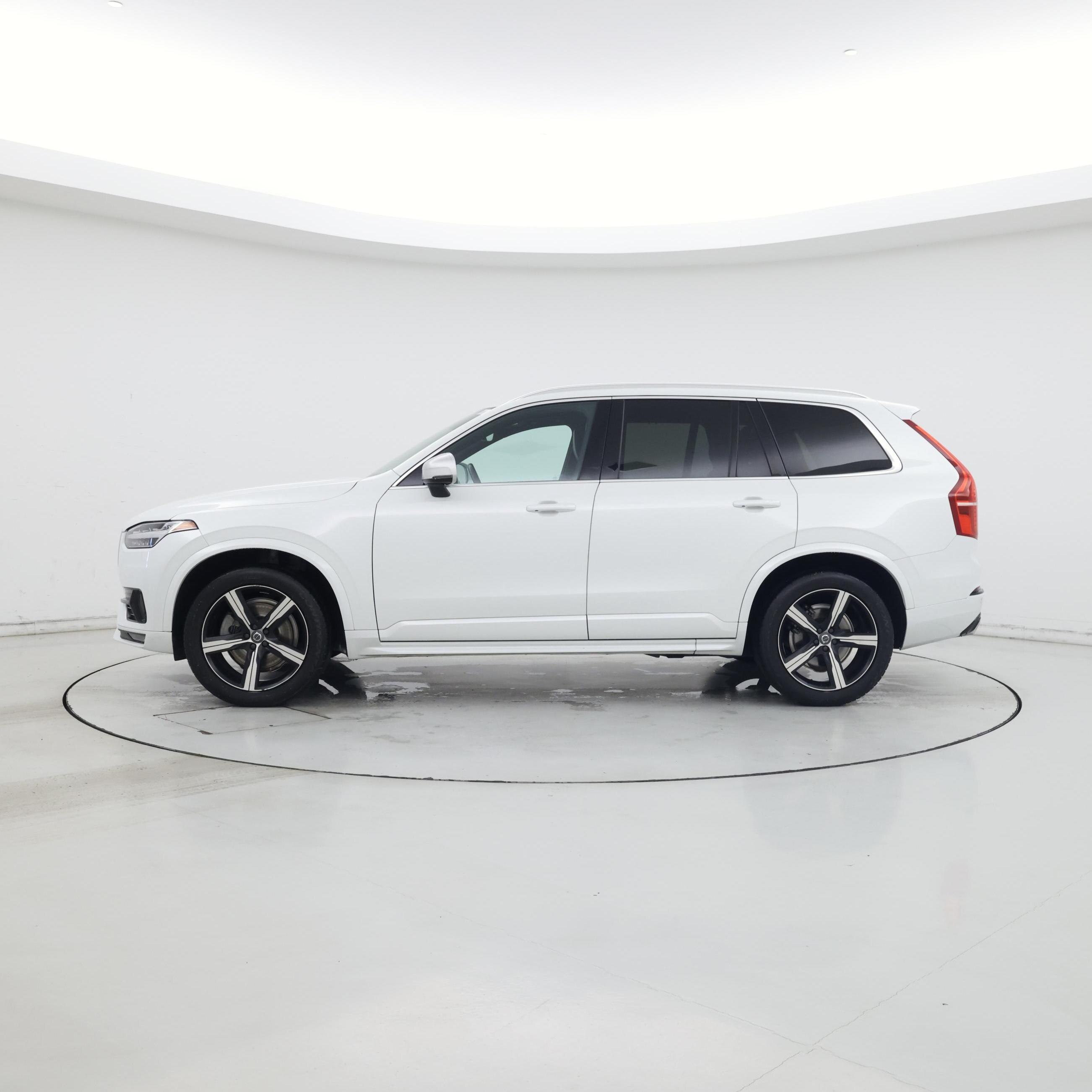 Thumbnail: 2019 Volvo XC90 - 3