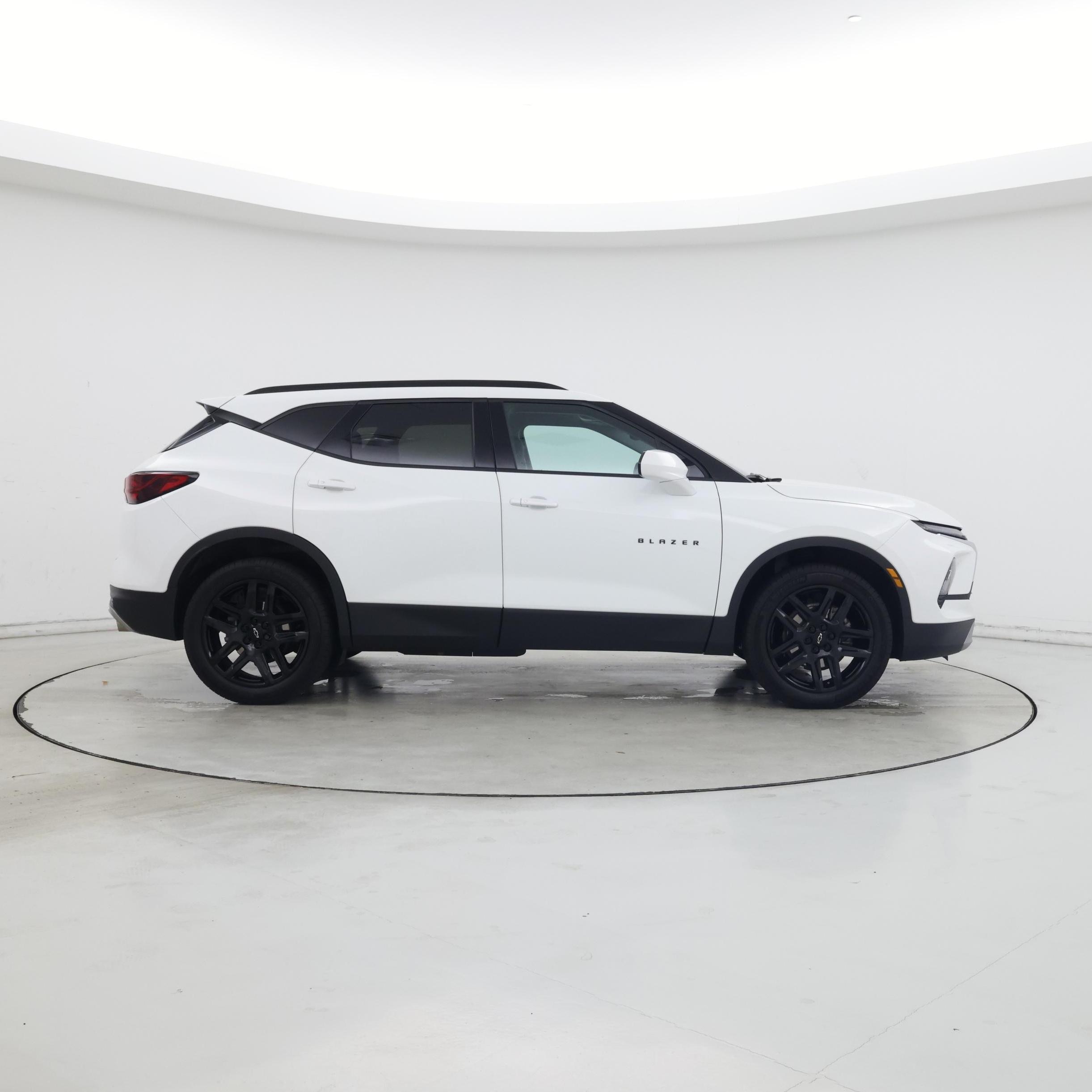 Thumbnail: 2023 Chevrolet Blazer - 7
