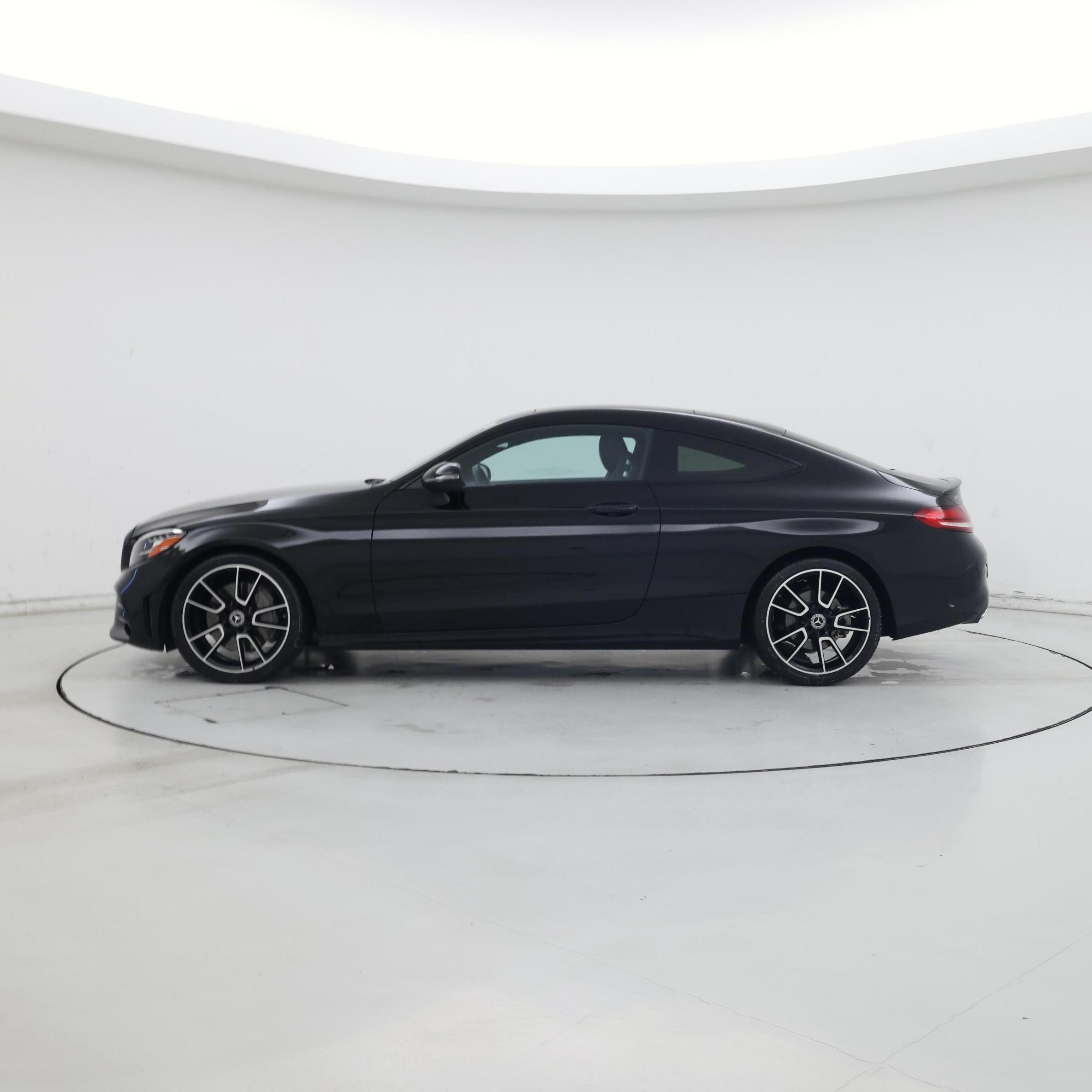 Thumbnail: 2023 Mercedes-Benz C-Class - 3