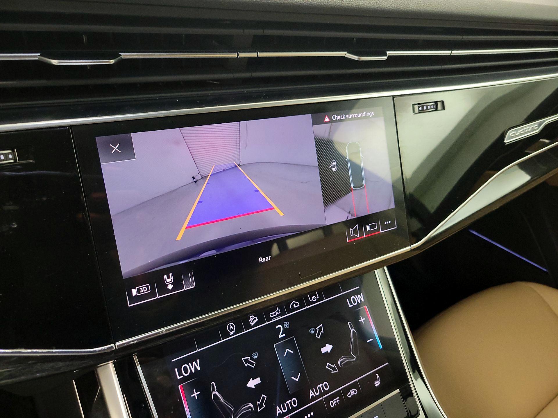 Thumbnail: 2020 Audi Q7 - 13