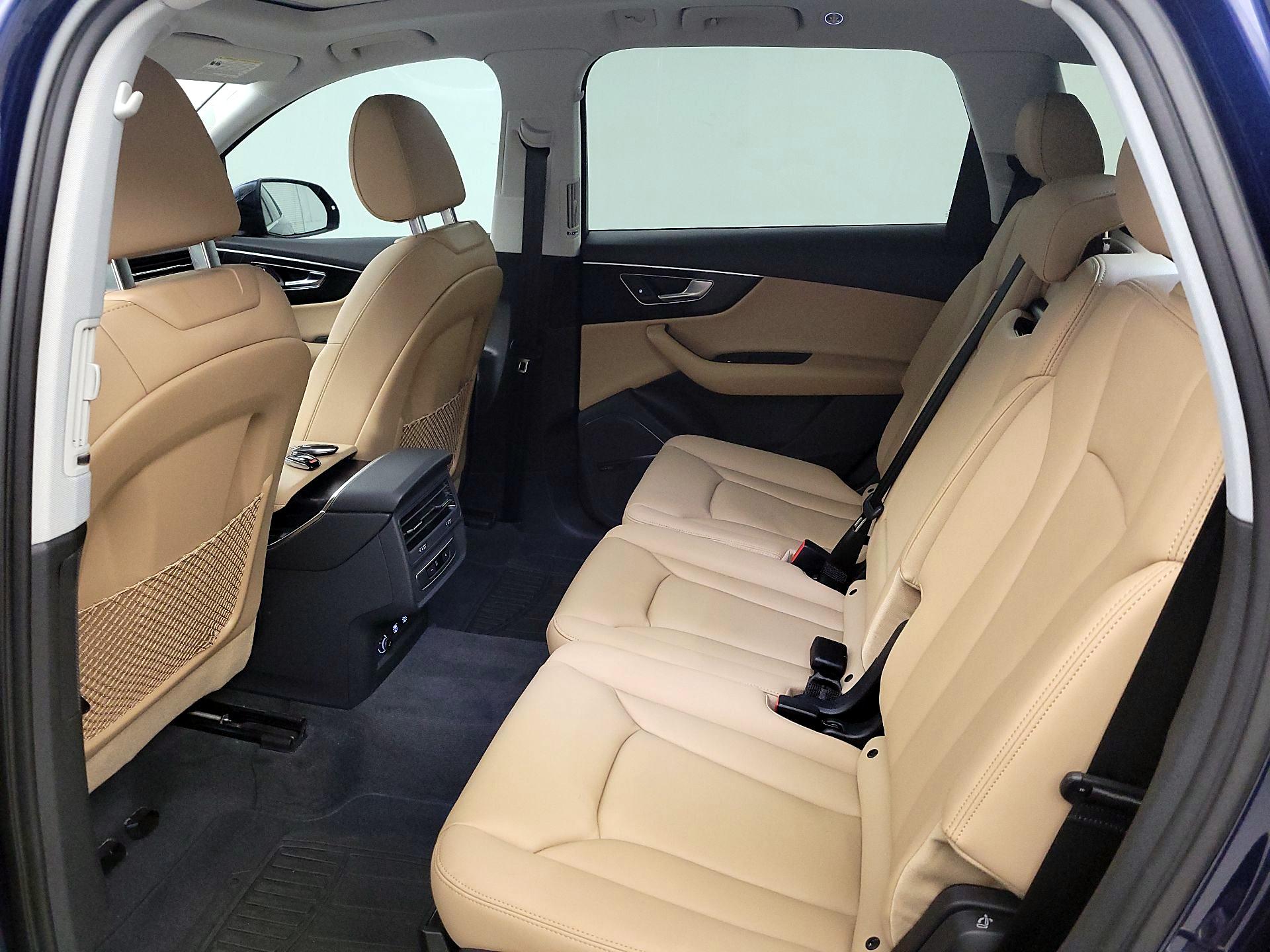 Thumbnail: 2020 Audi Q7 - 18