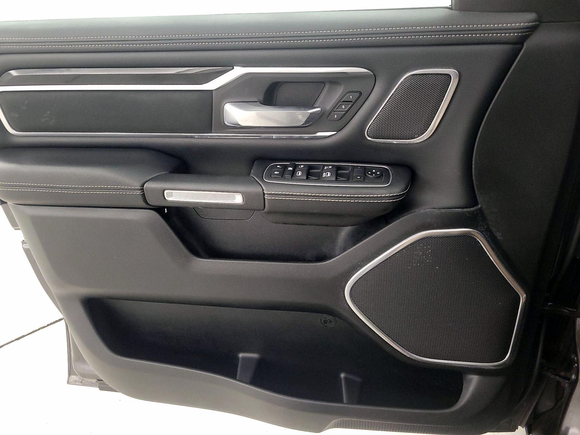 Thumbnail: 2020 RAM 1500 - 10
