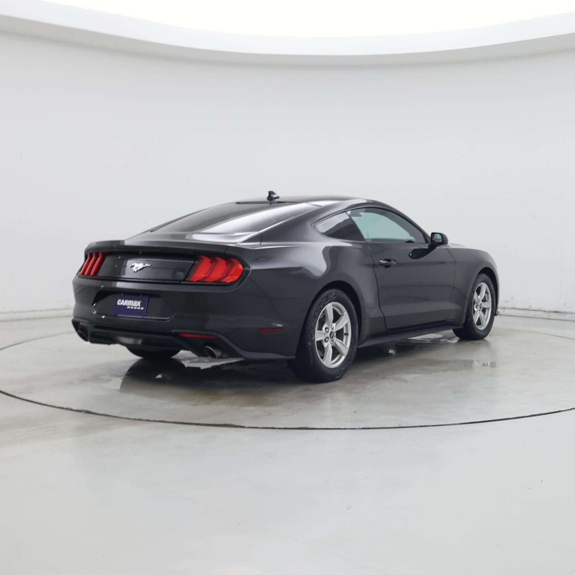 Thumbnail: 2022 Ford Mustang - 8