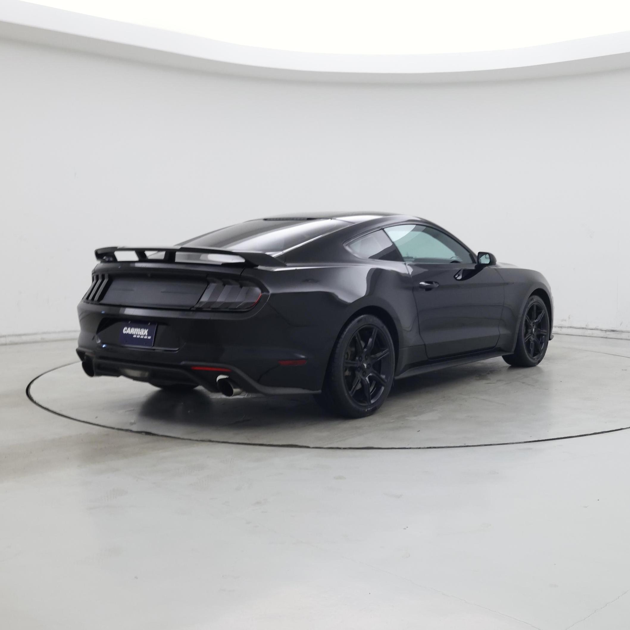 Thumbnail: 2018 Ford Mustang - 8