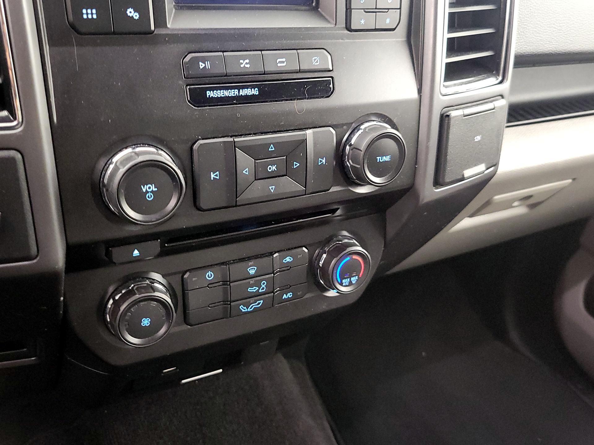 Thumbnail: 2018 Ford F-150 - 16