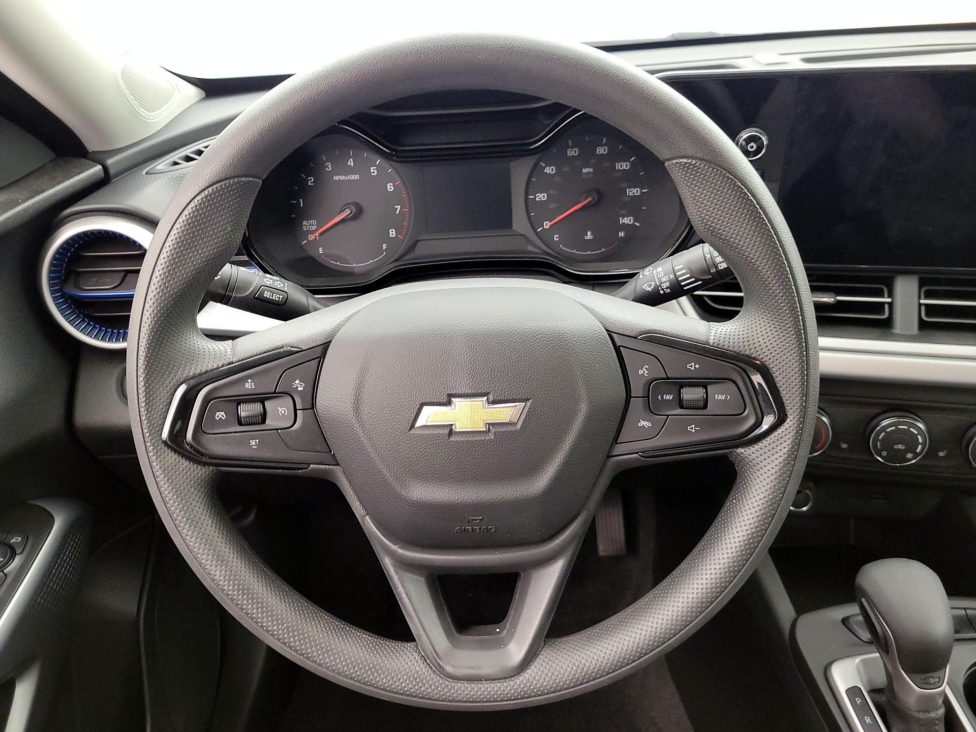 Thumbnail: 2024 Chevrolet Trax - 10