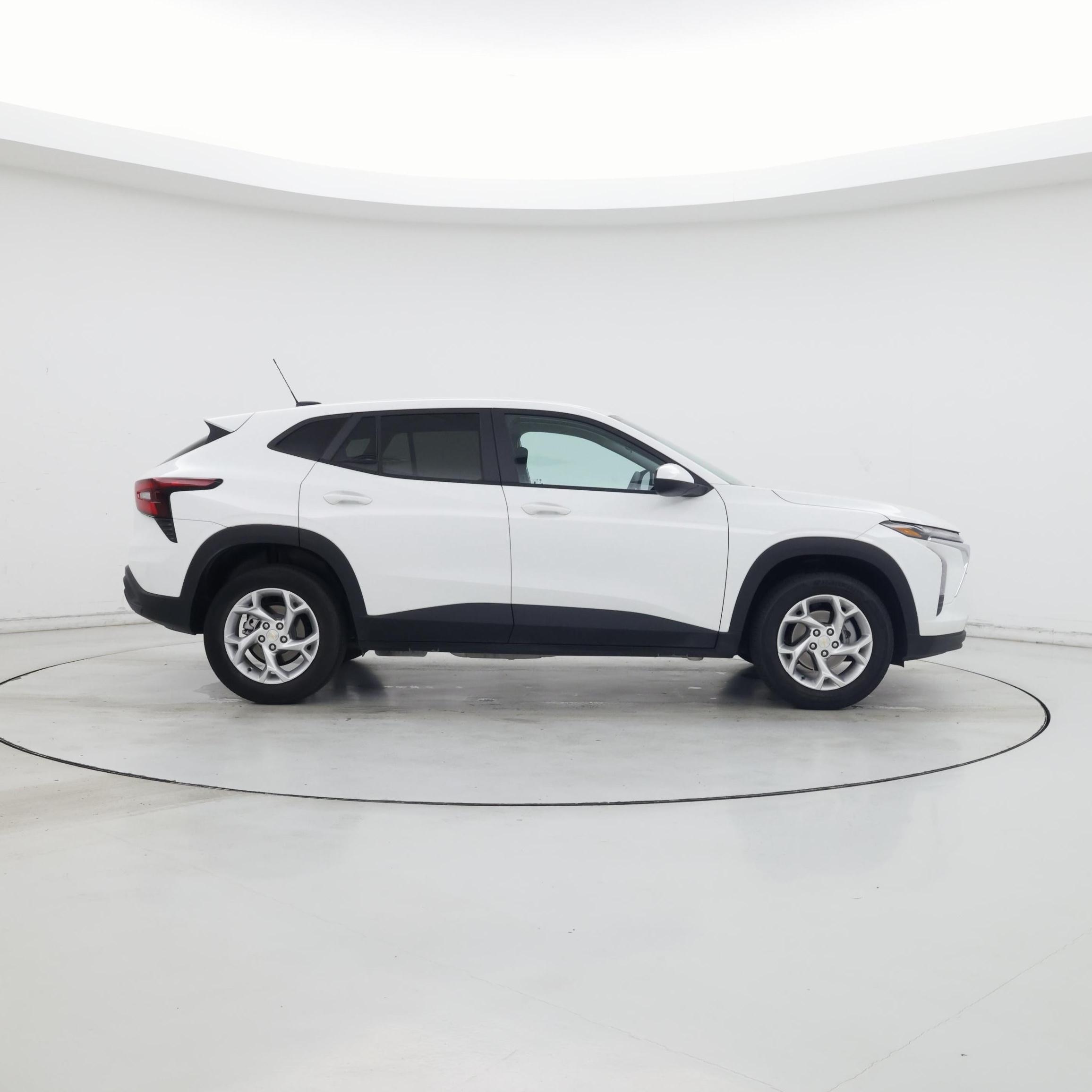 Thumbnail: 2024 Chevrolet Trax - 7
