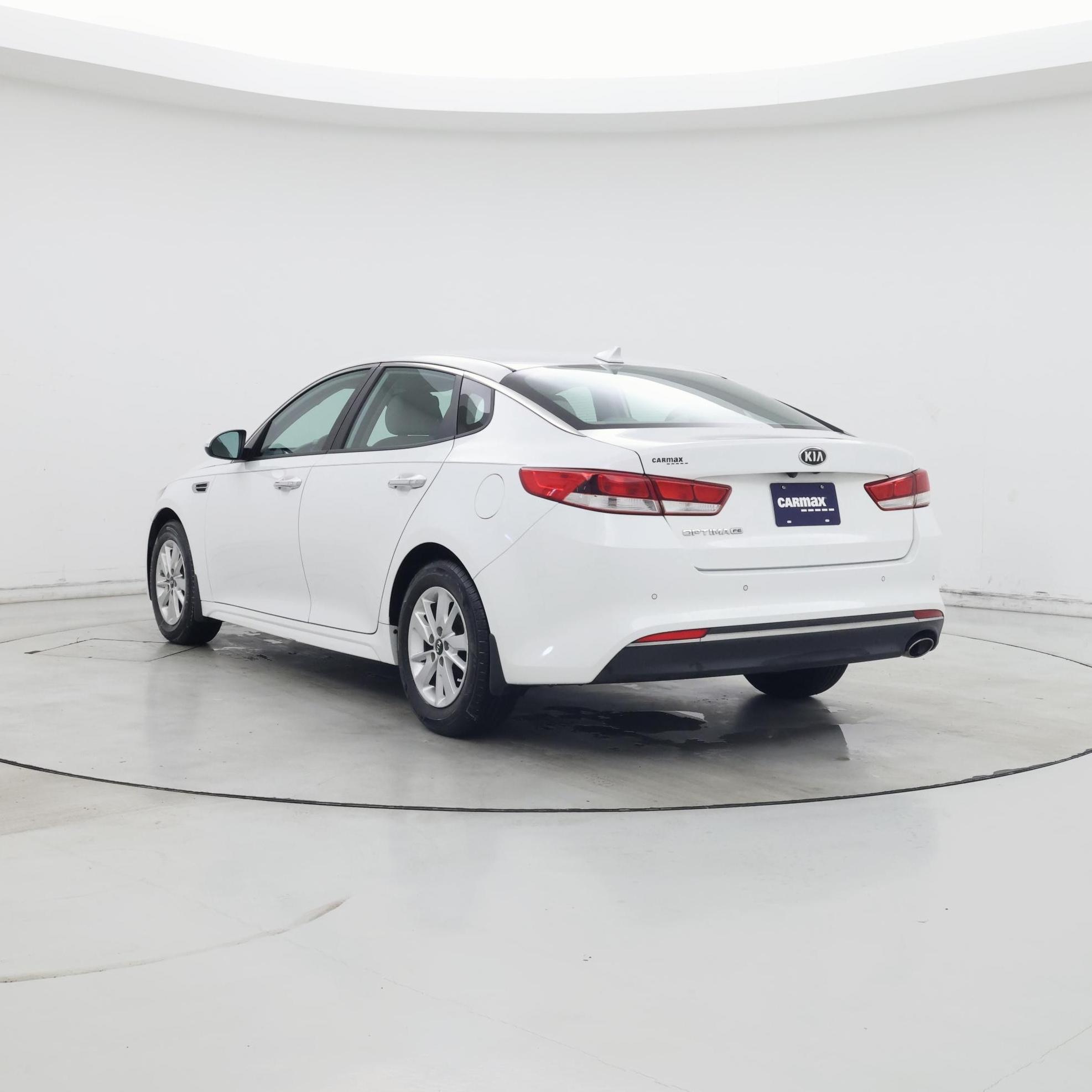 Thumbnail: 2018 Kia Optima - 2