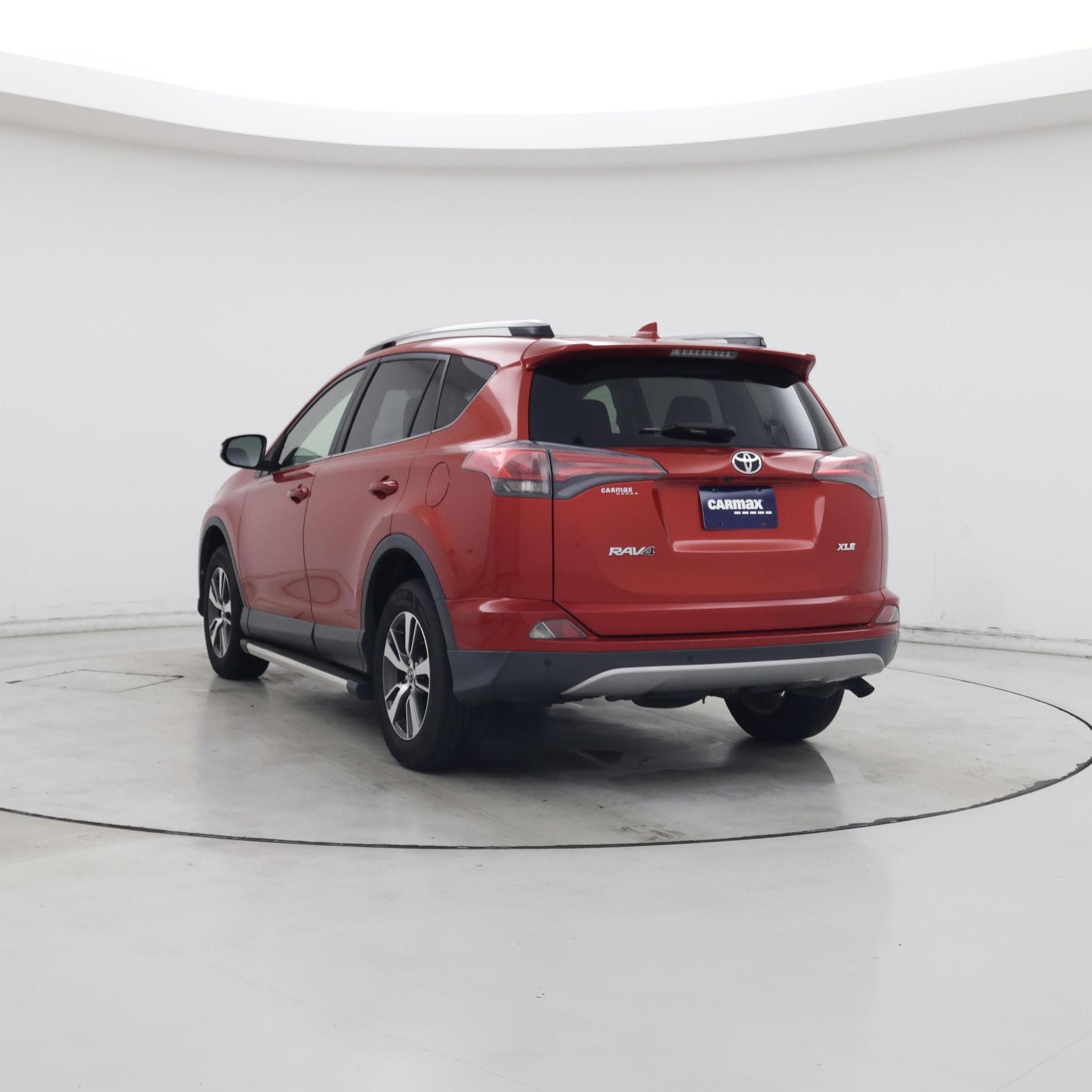 Thumbnail: 2017 Toyota RAV4 - 2