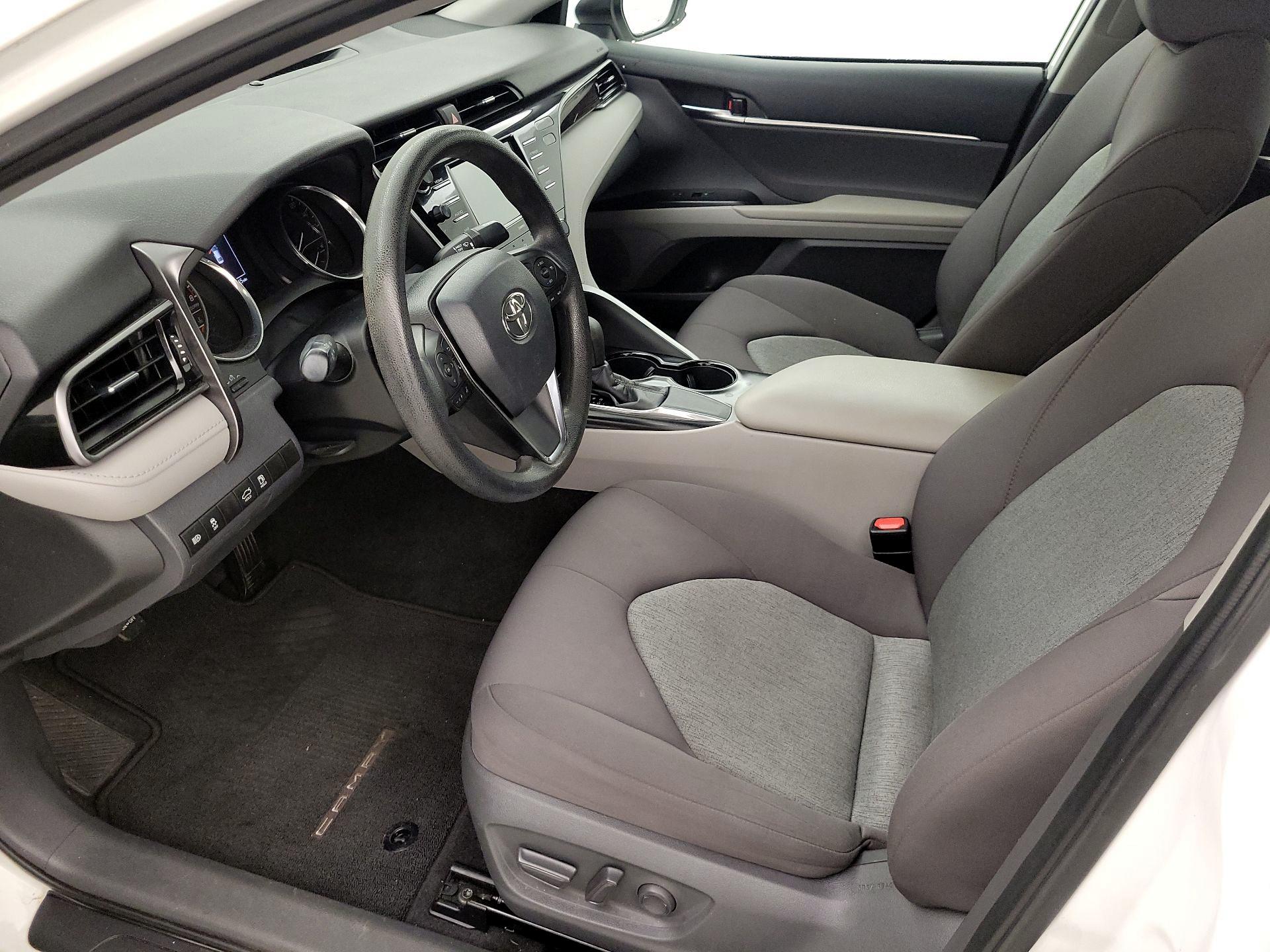 Thumbnail: 2020 Toyota Camry - 11