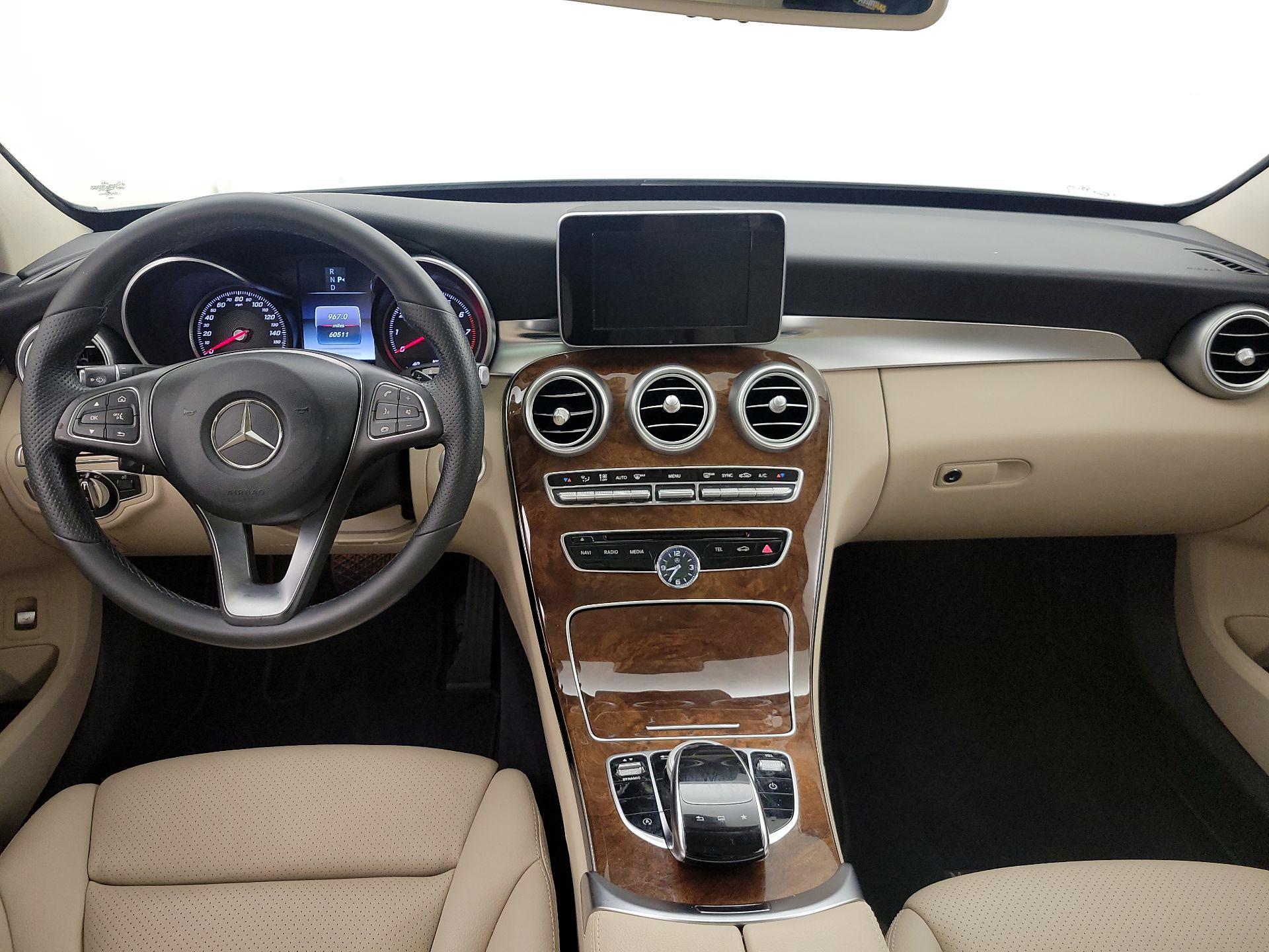 Thumbnail: 2016 Mercedes-Benz C-Class - 9