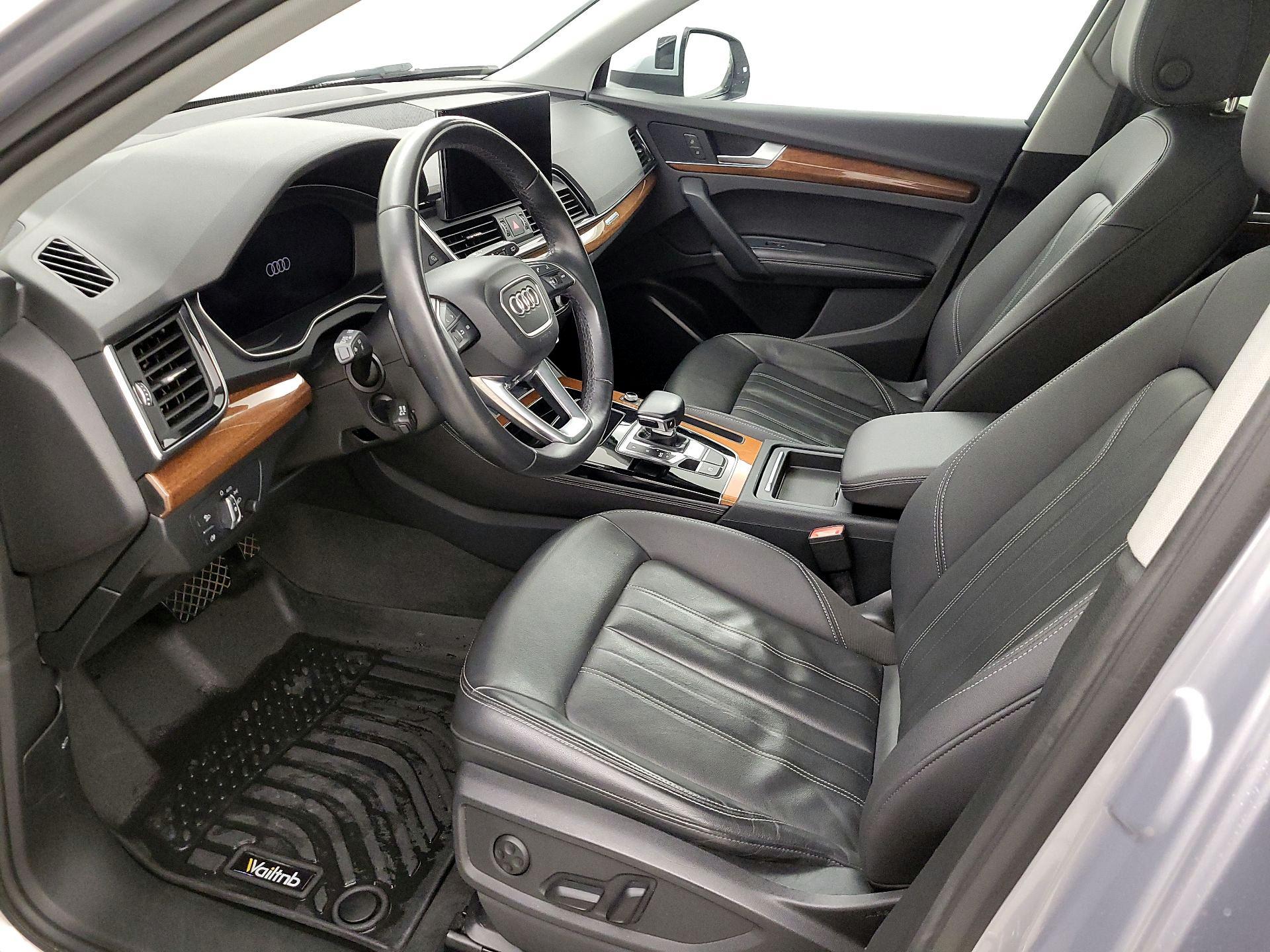 Thumbnail: 2022 Audi Q5 - 11