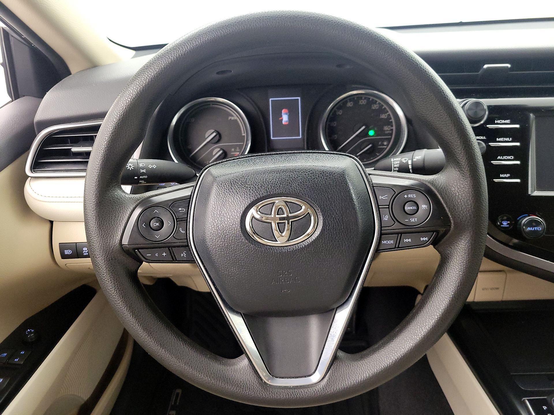 Thumbnail: 2019 Toyota Camry - 10