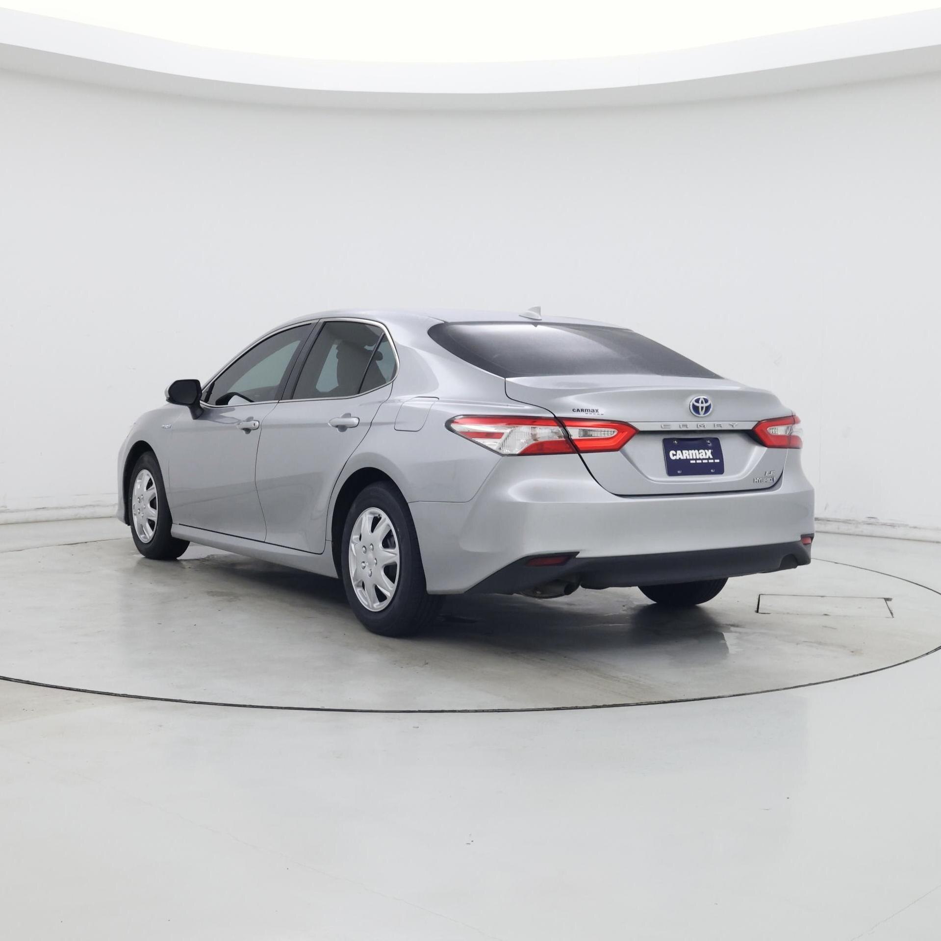 Thumbnail: 2019 Toyota Camry - 2