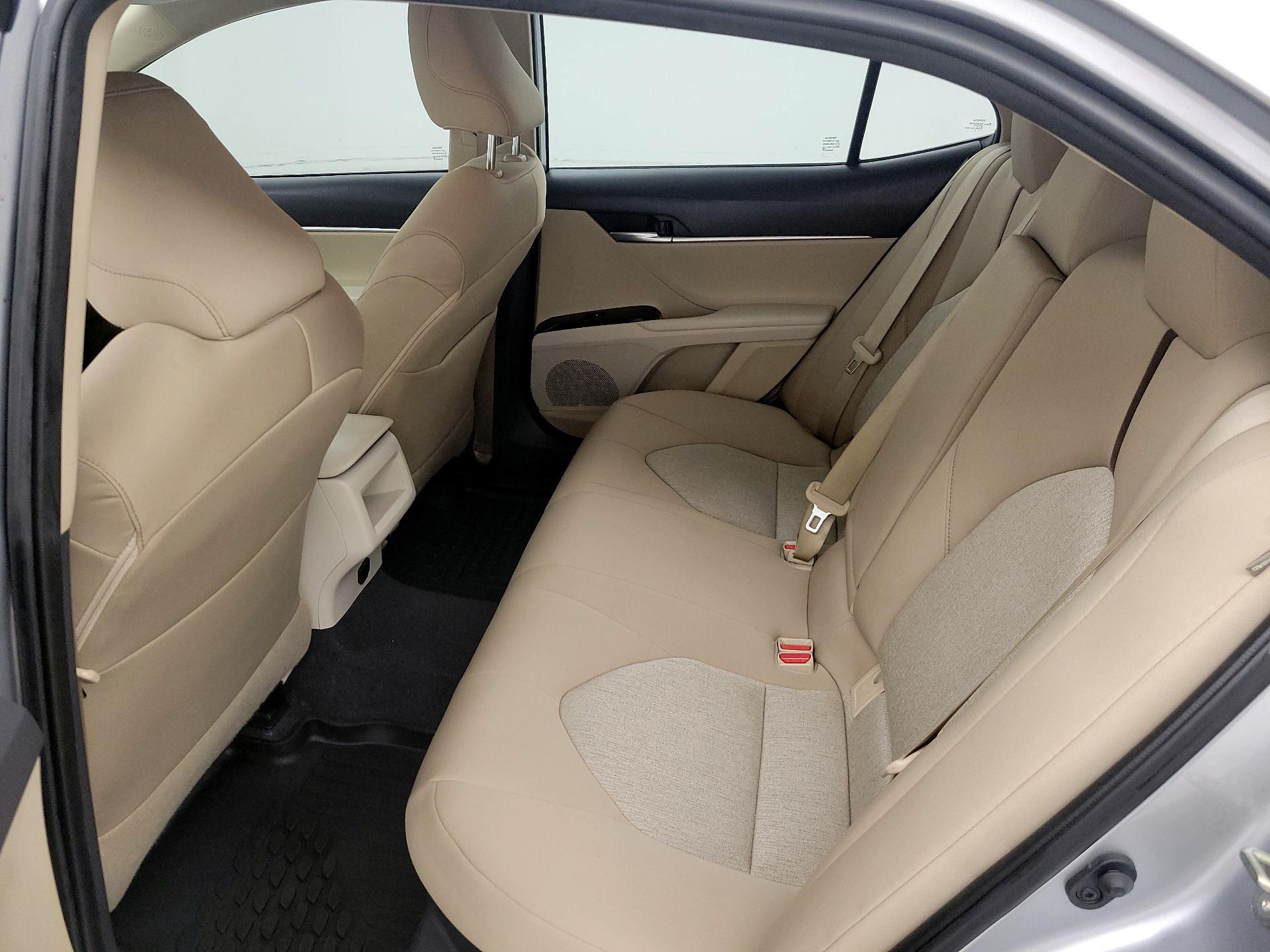Thumbnail: 2019 Toyota Camry - 20