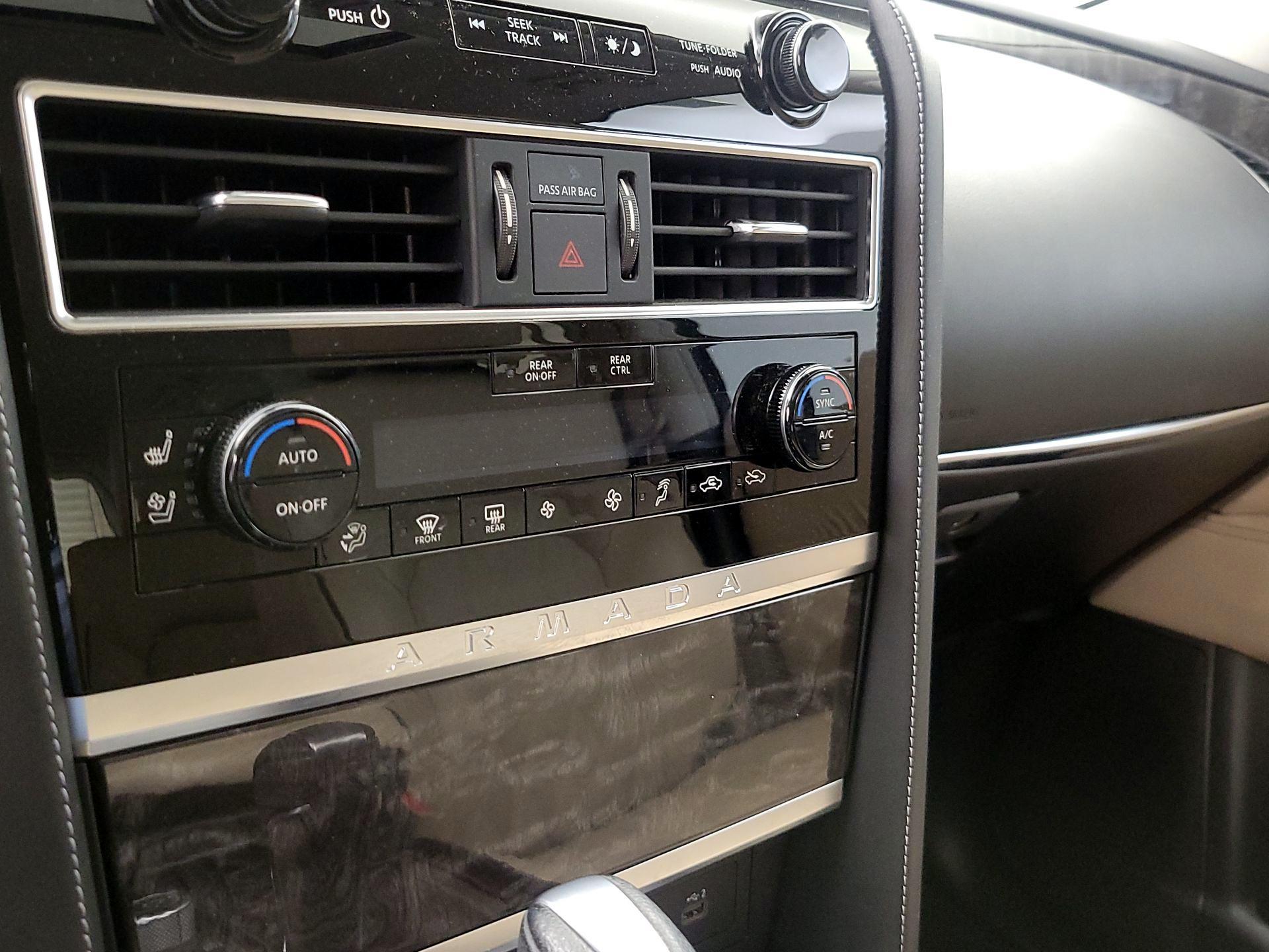 Thumbnail: 2021 Nissan Armada - 17