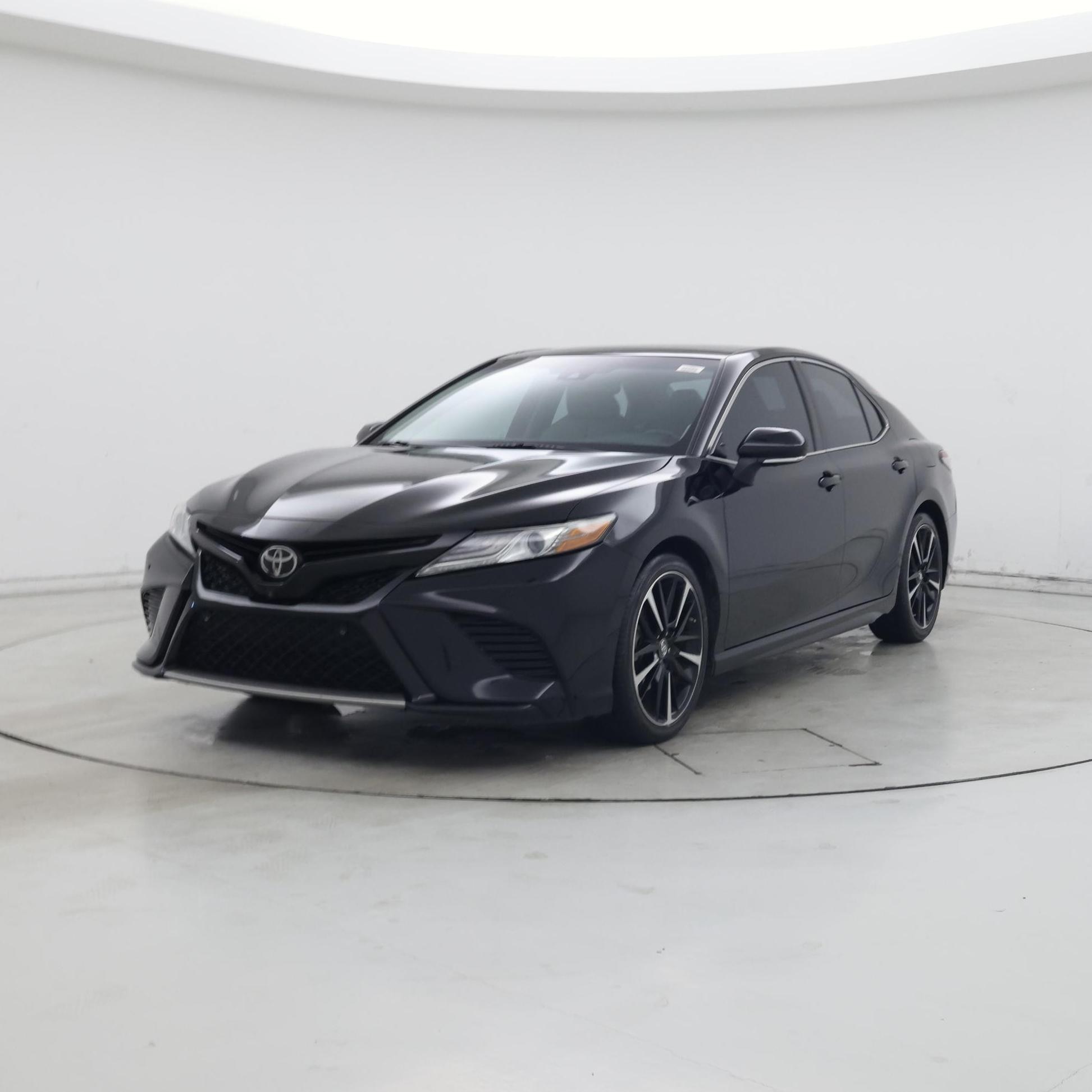 Thumbnail: 2018 Toyota Camry - 4