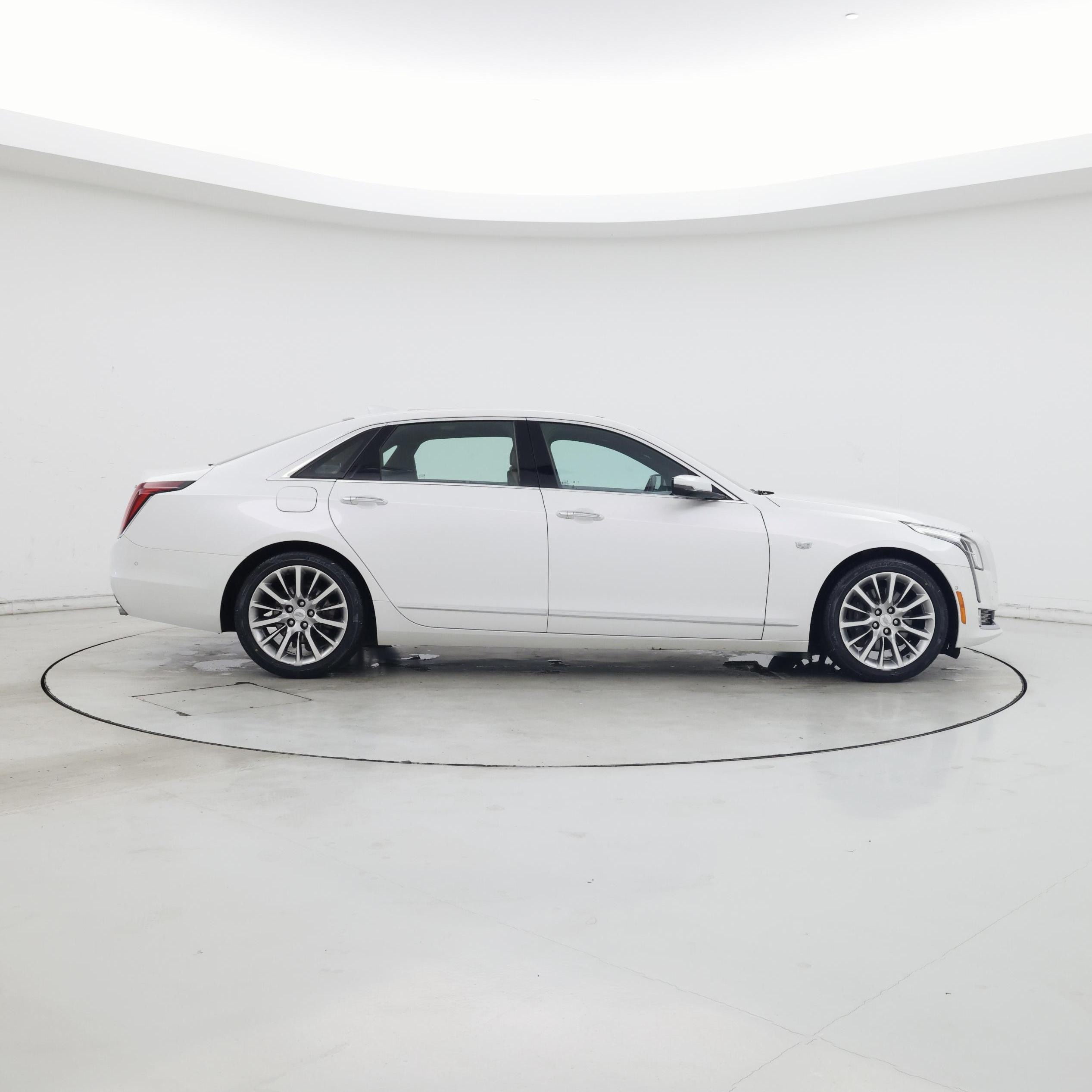 Thumbnail: 2017 Cadillac CT6 - 7