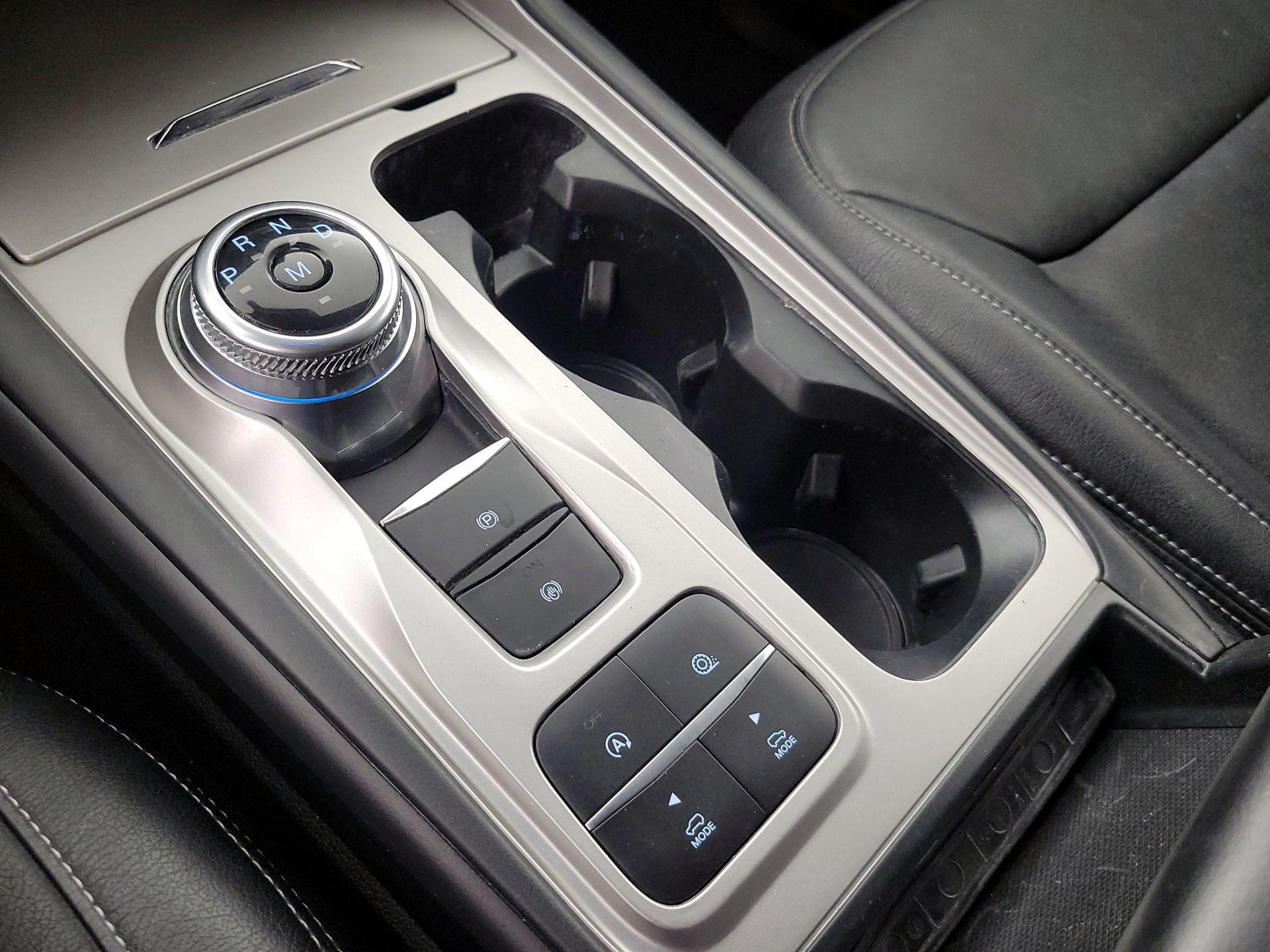 Thumbnail: 2020 Ford Explorer - 17