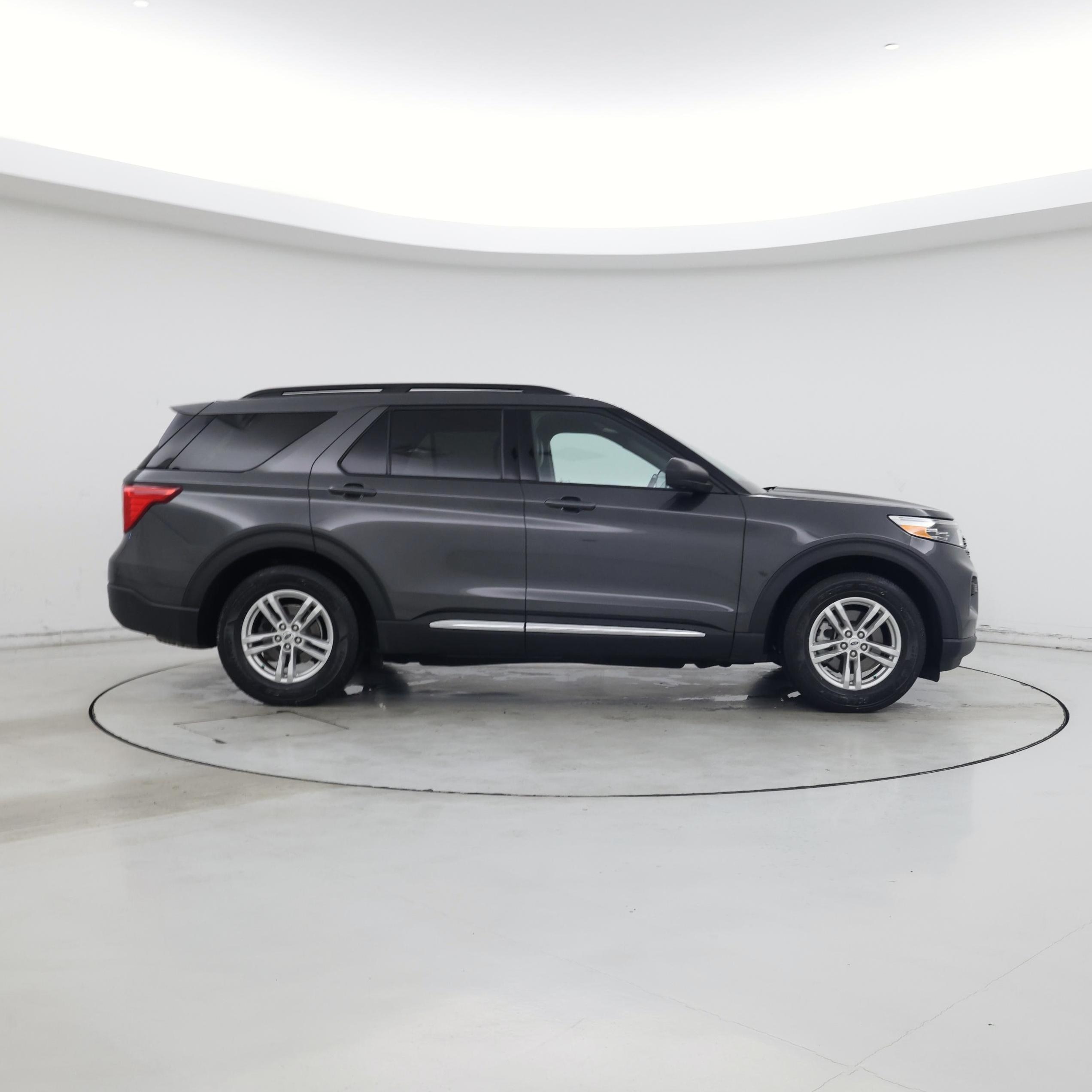 Thumbnail: 2020 Ford Explorer - 7