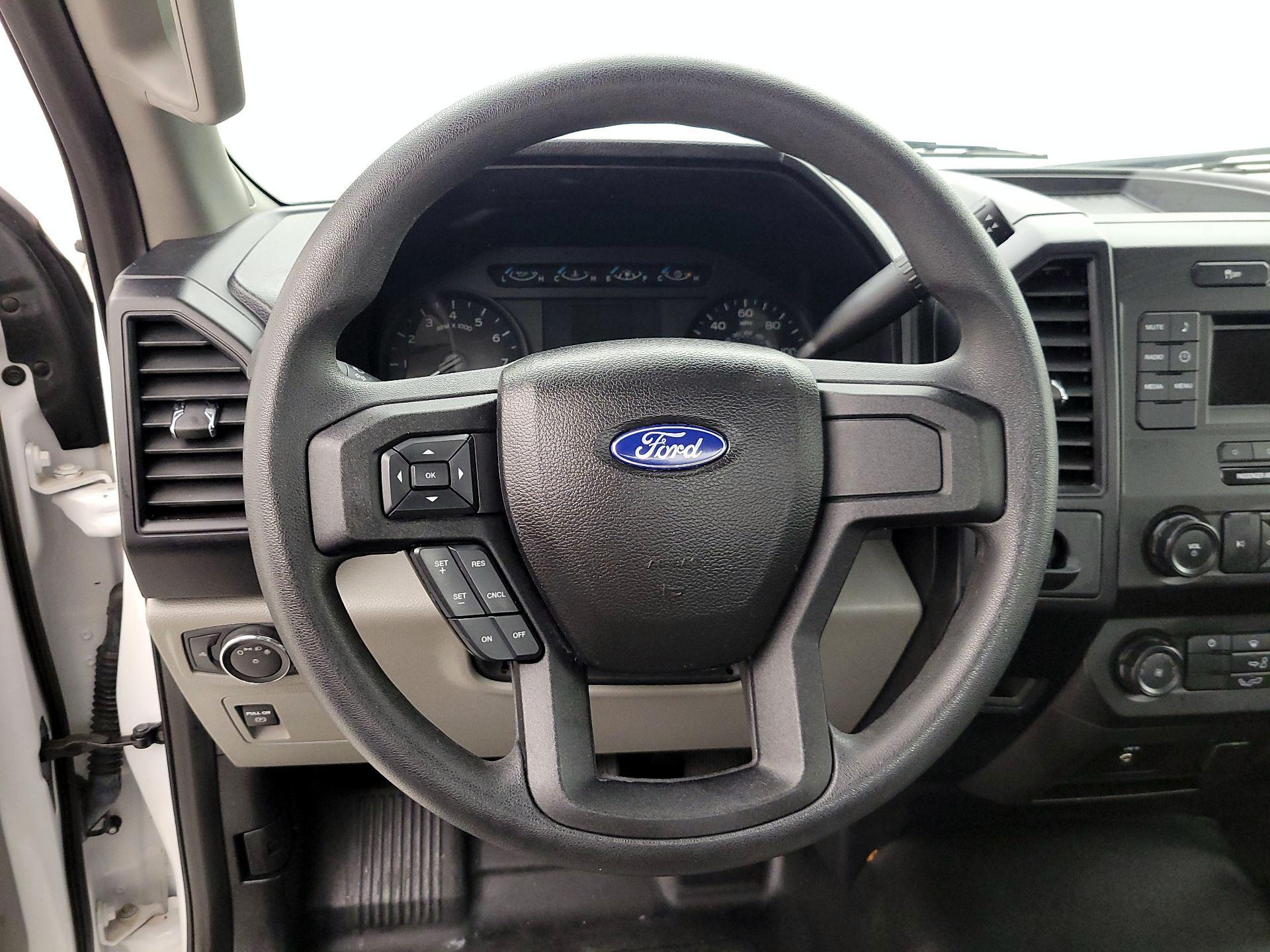 Thumbnail: 2016 Ford F-150 - 10