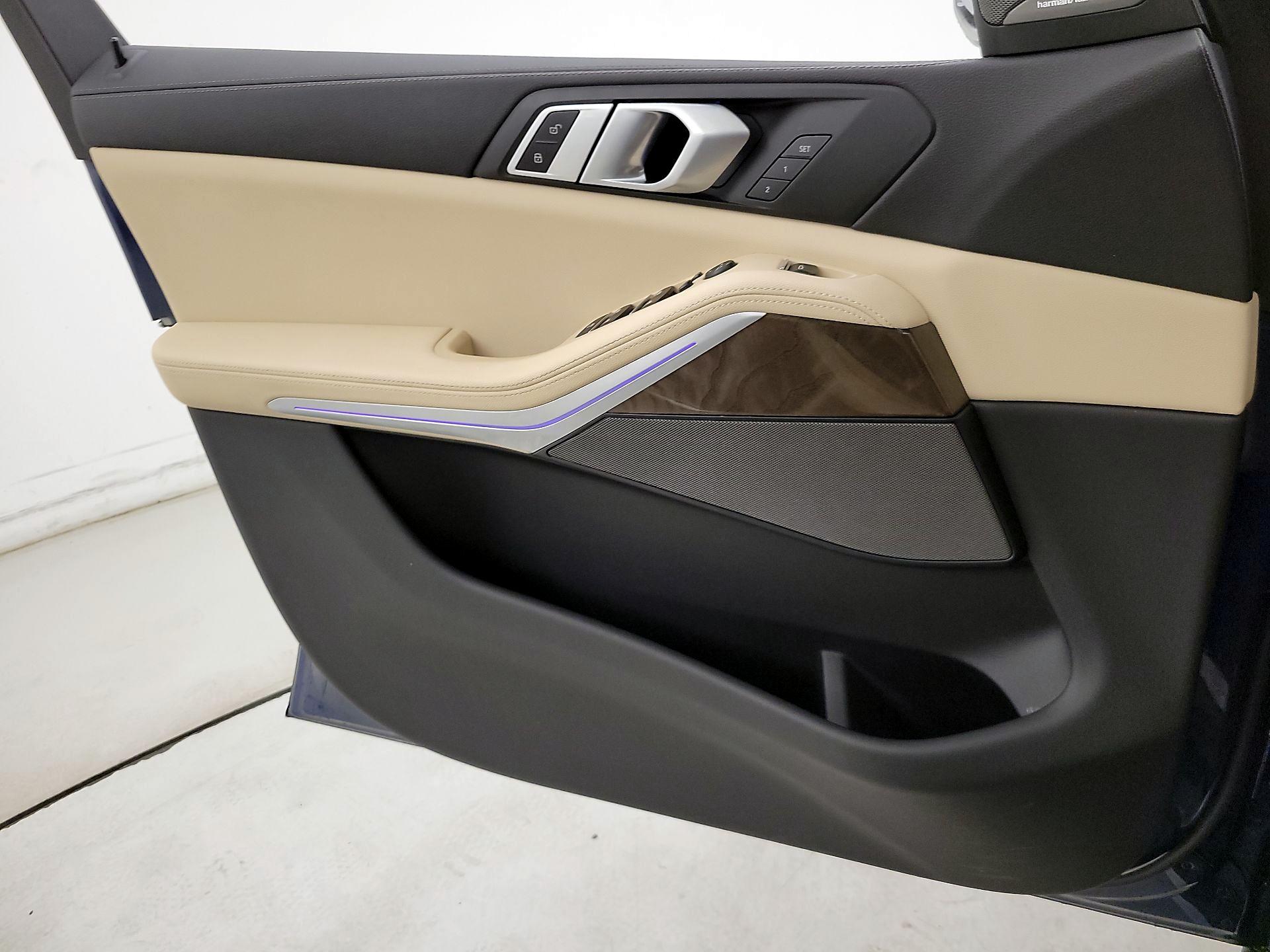 Thumbnail: 2021 BMW X5 - 12