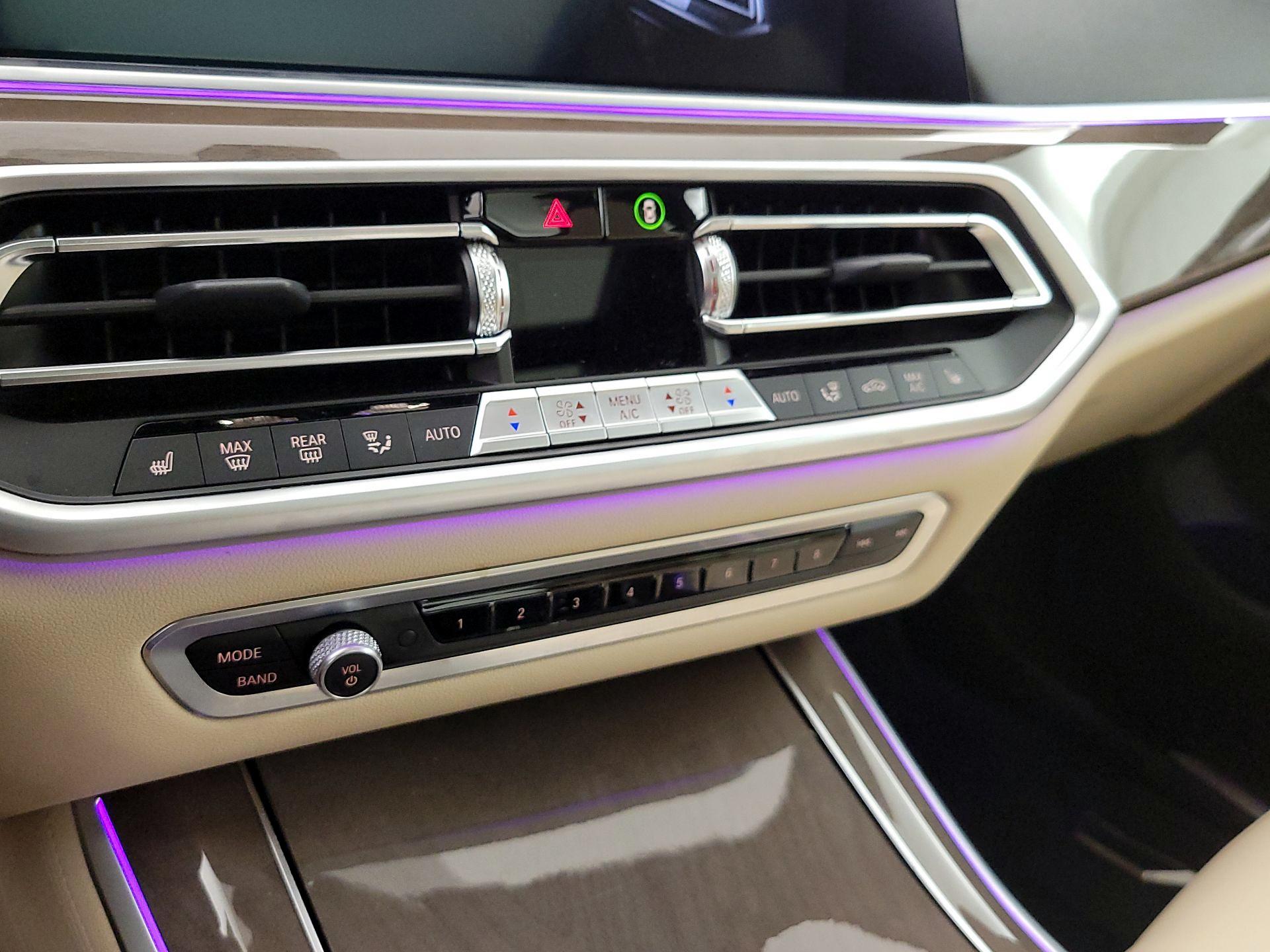 Thumbnail: 2021 BMW X5 - 17